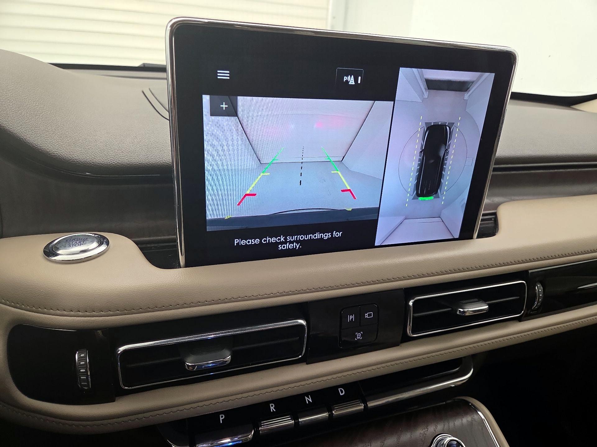 Thumbnail: 2021 Lincoln Aviator - 15