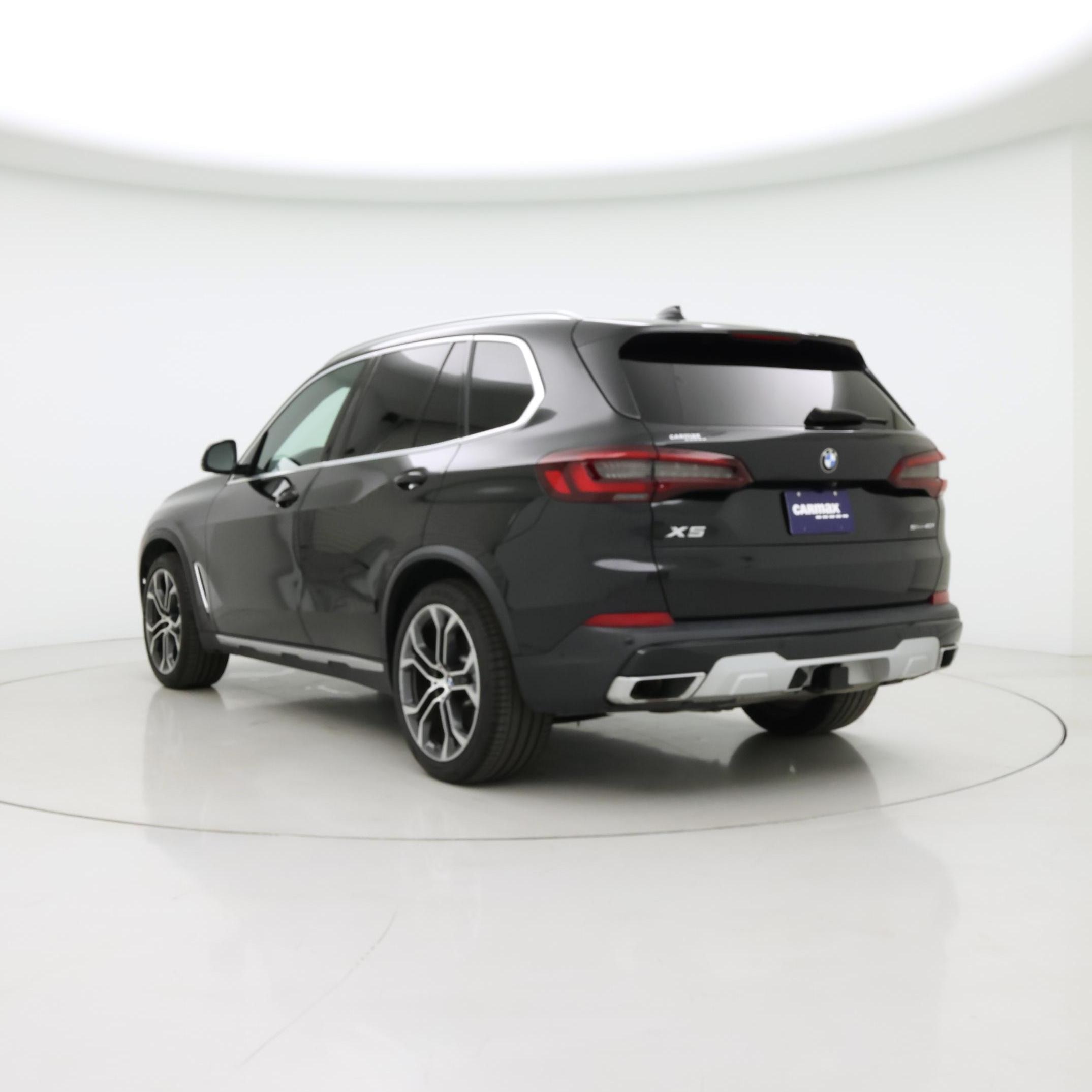 Thumbnail: 2021 BMW X5 - 2