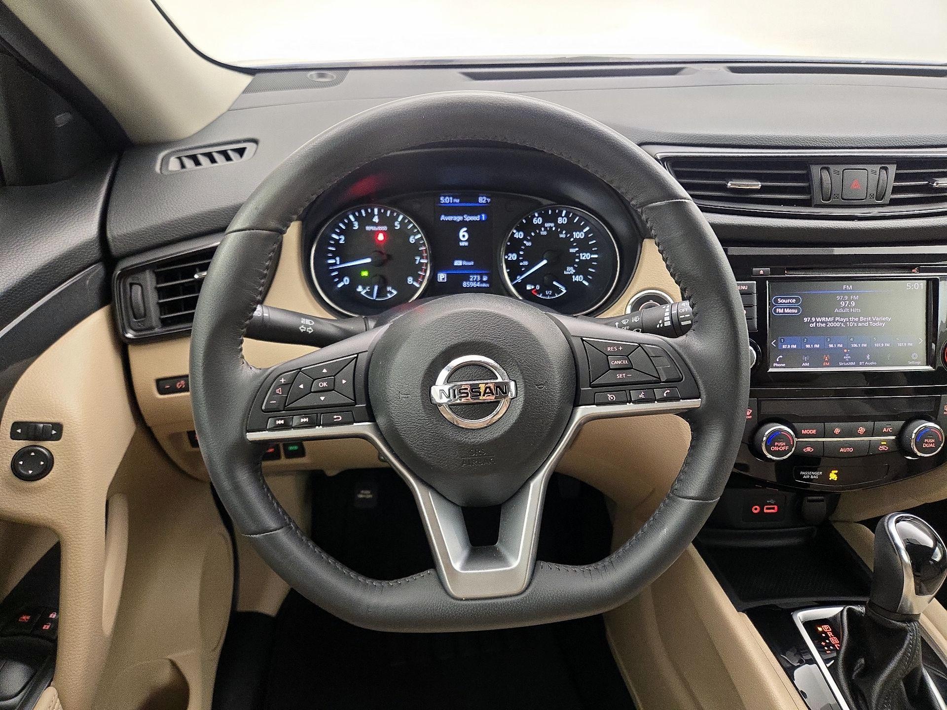 Thumbnail: 2018 Nissan Rogue - 10