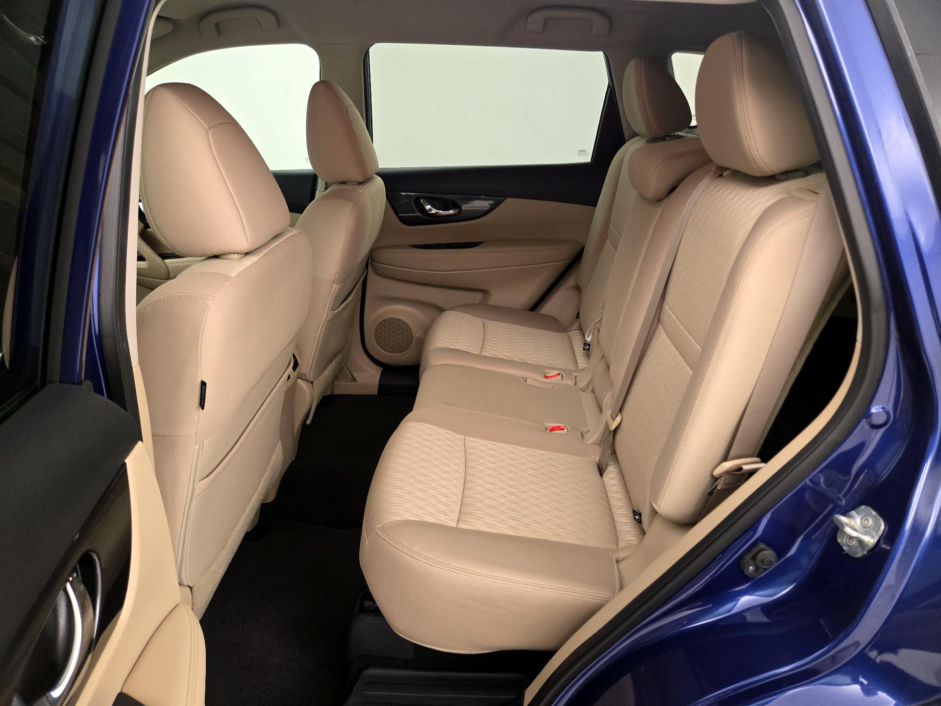 Thumbnail: 2018 Nissan Rogue - 19