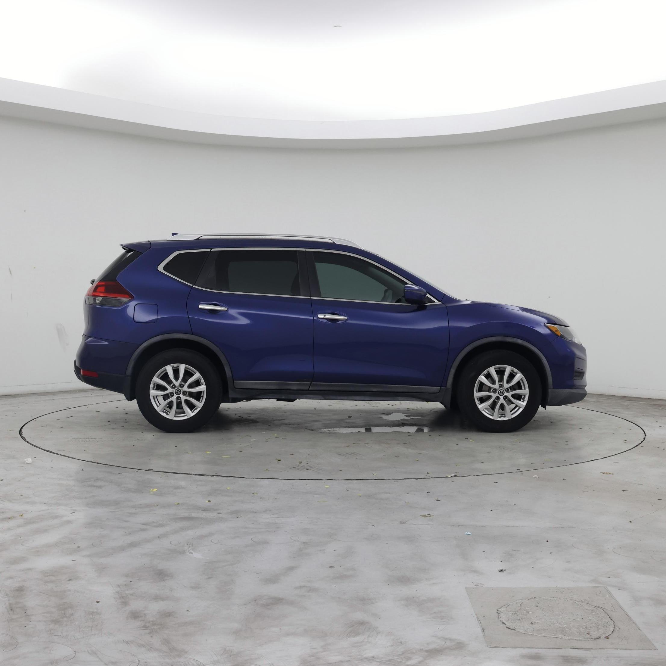Thumbnail: 2018 Nissan Rogue - 7