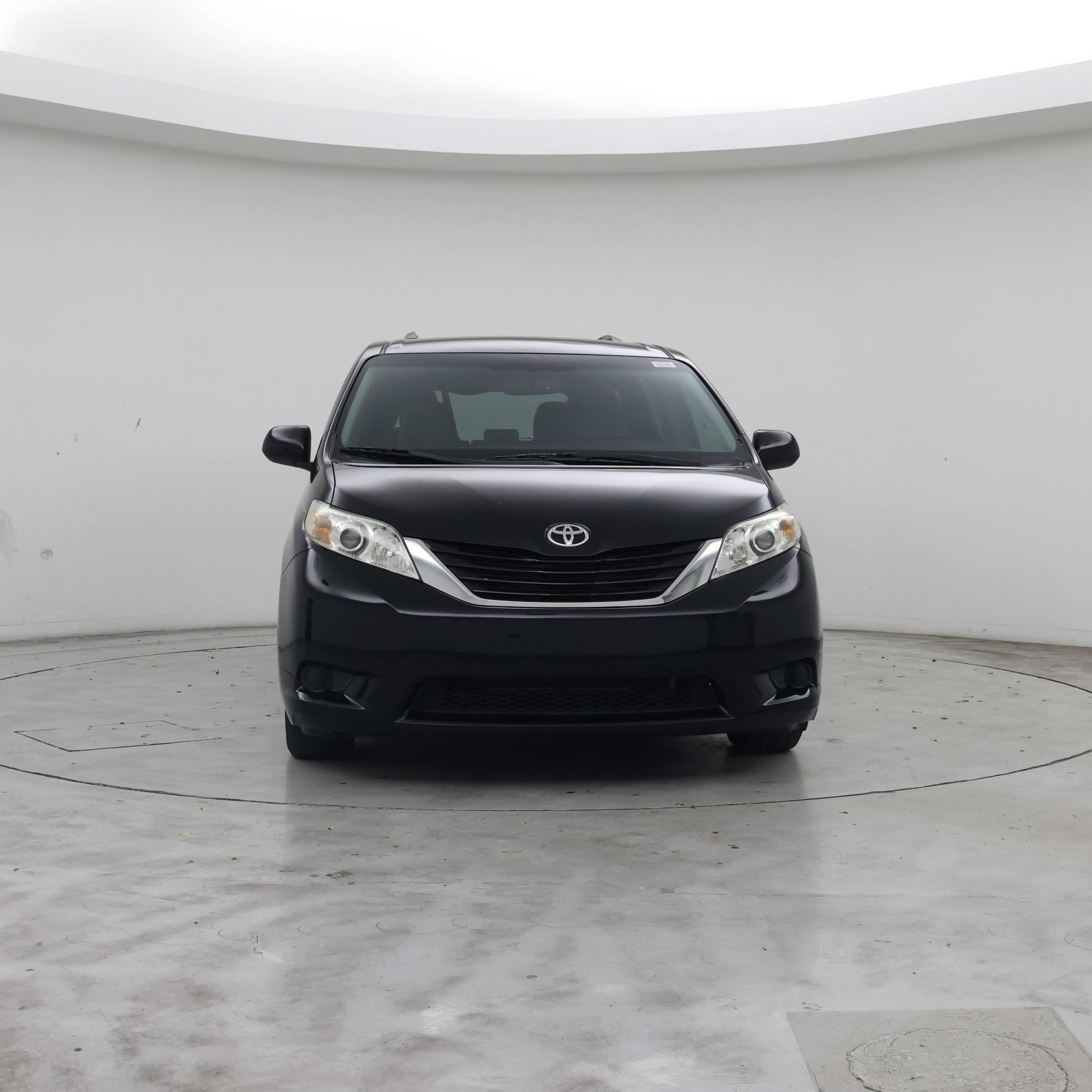 Thumbnail: 2015 Toyota Sienna - 5
