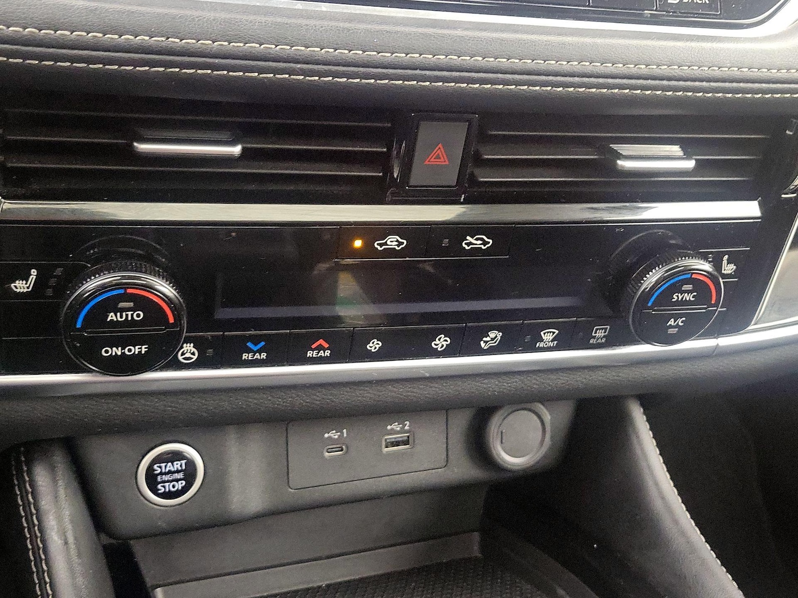 2023 Nissan Rogue SL - Photo 18