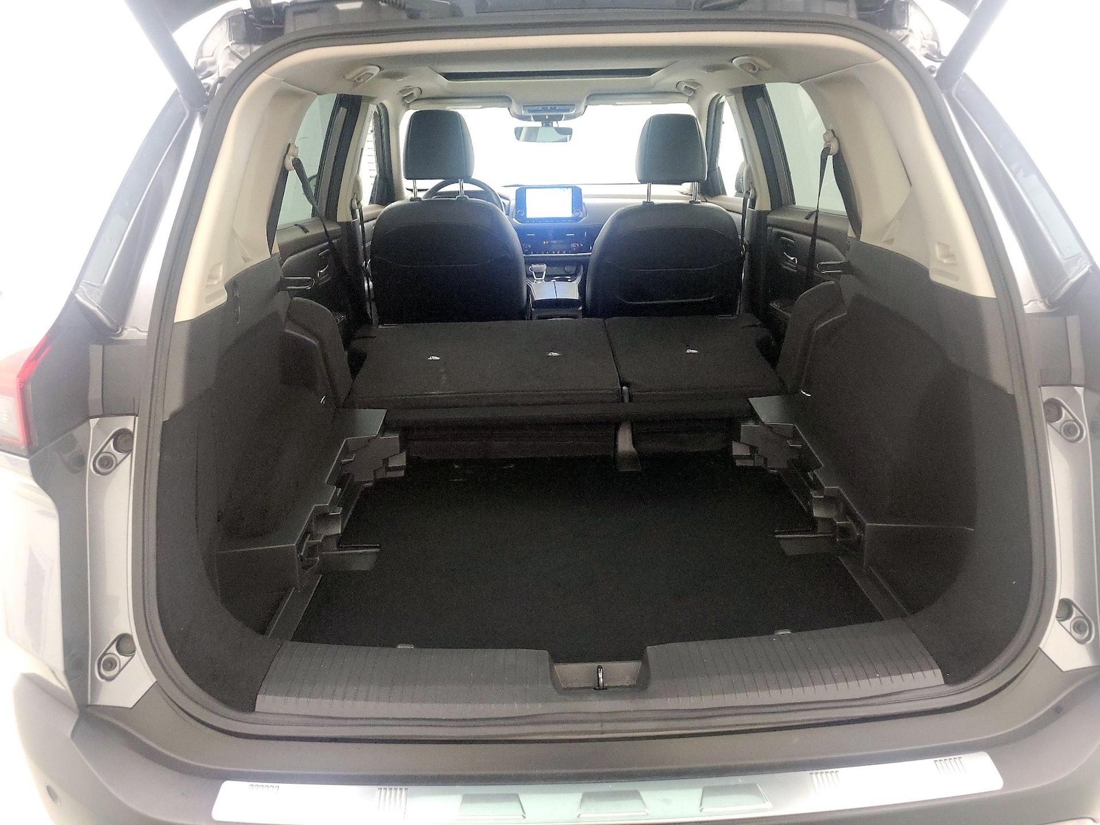 2023 Nissan Rogue SL - Photo 24