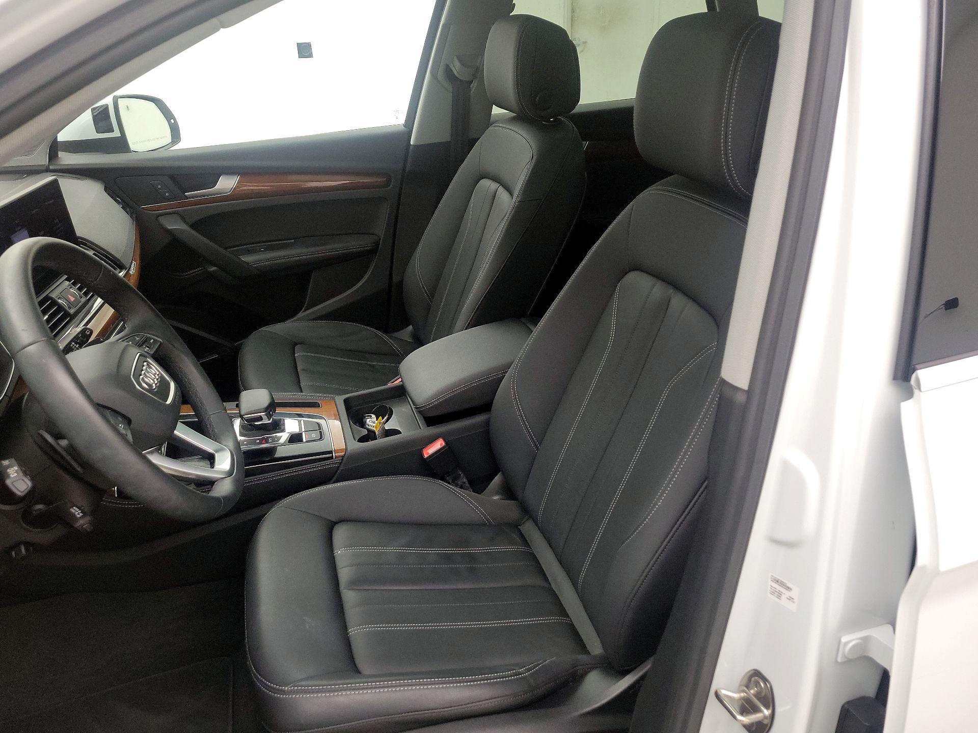 Thumbnail: 2023 Audi Q5 - 11