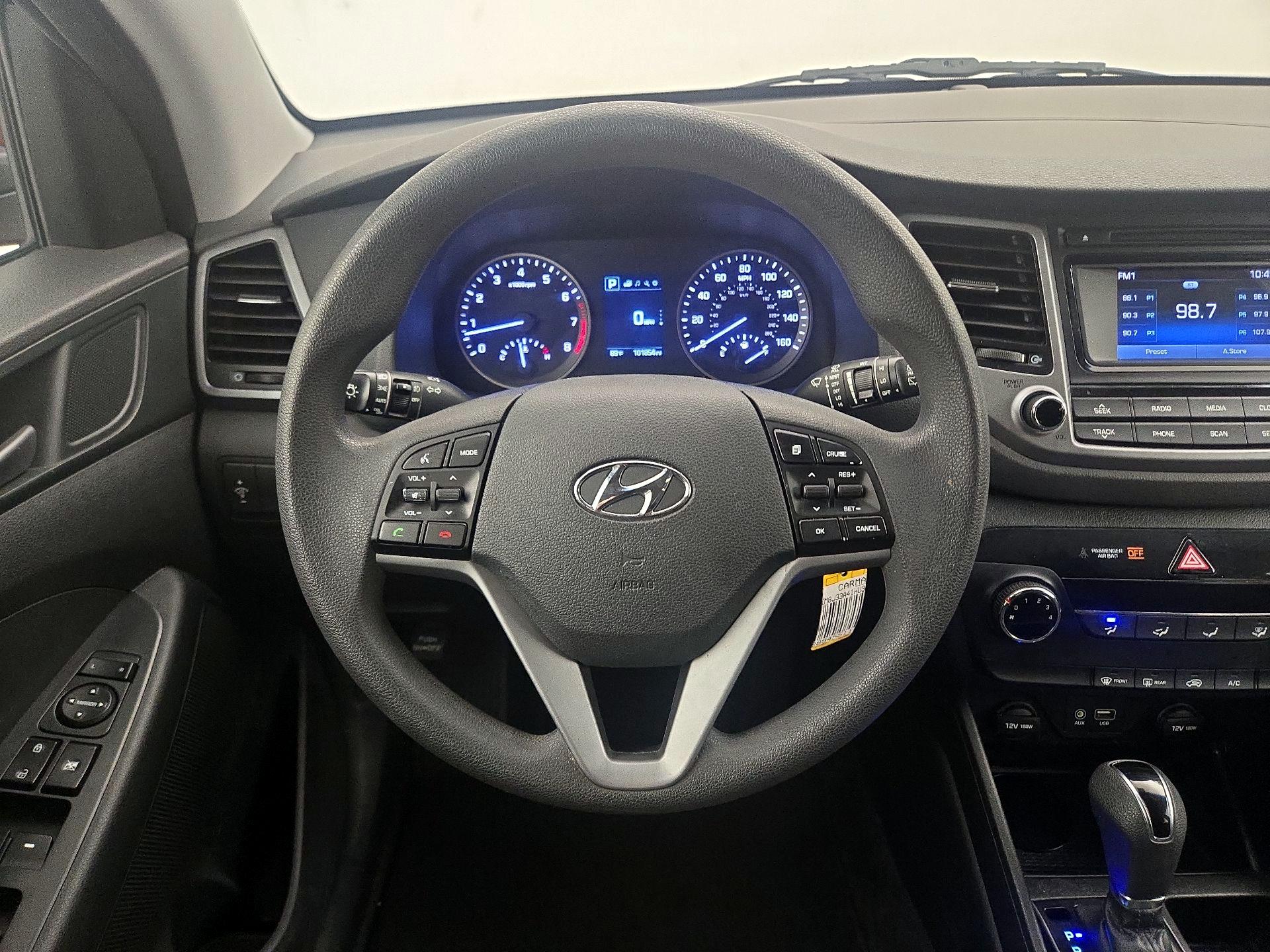 Thumbnail: 2017 Hyundai Tucson - 10