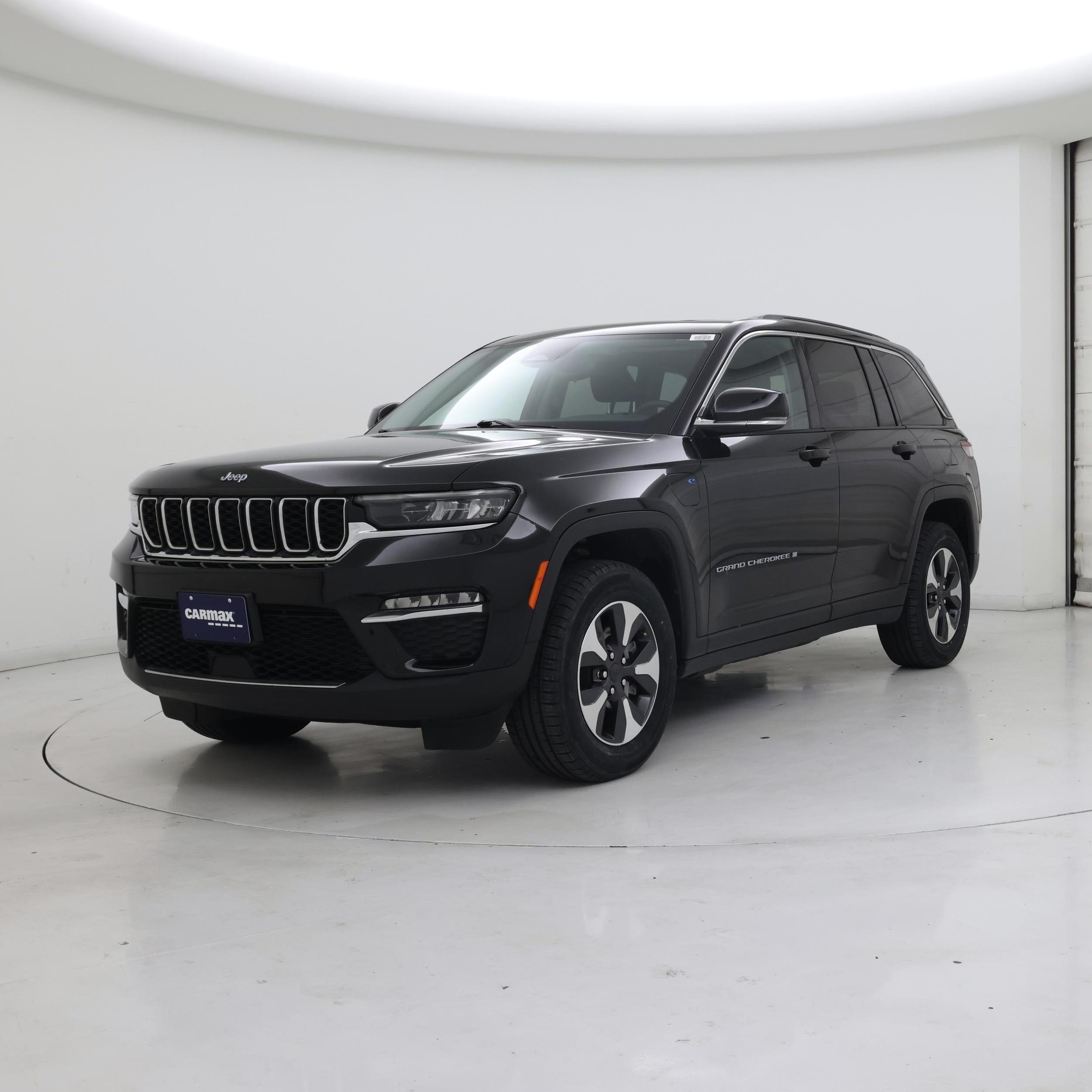 Thumbnail: 2024 Jeep Grand Cherokee - 4
