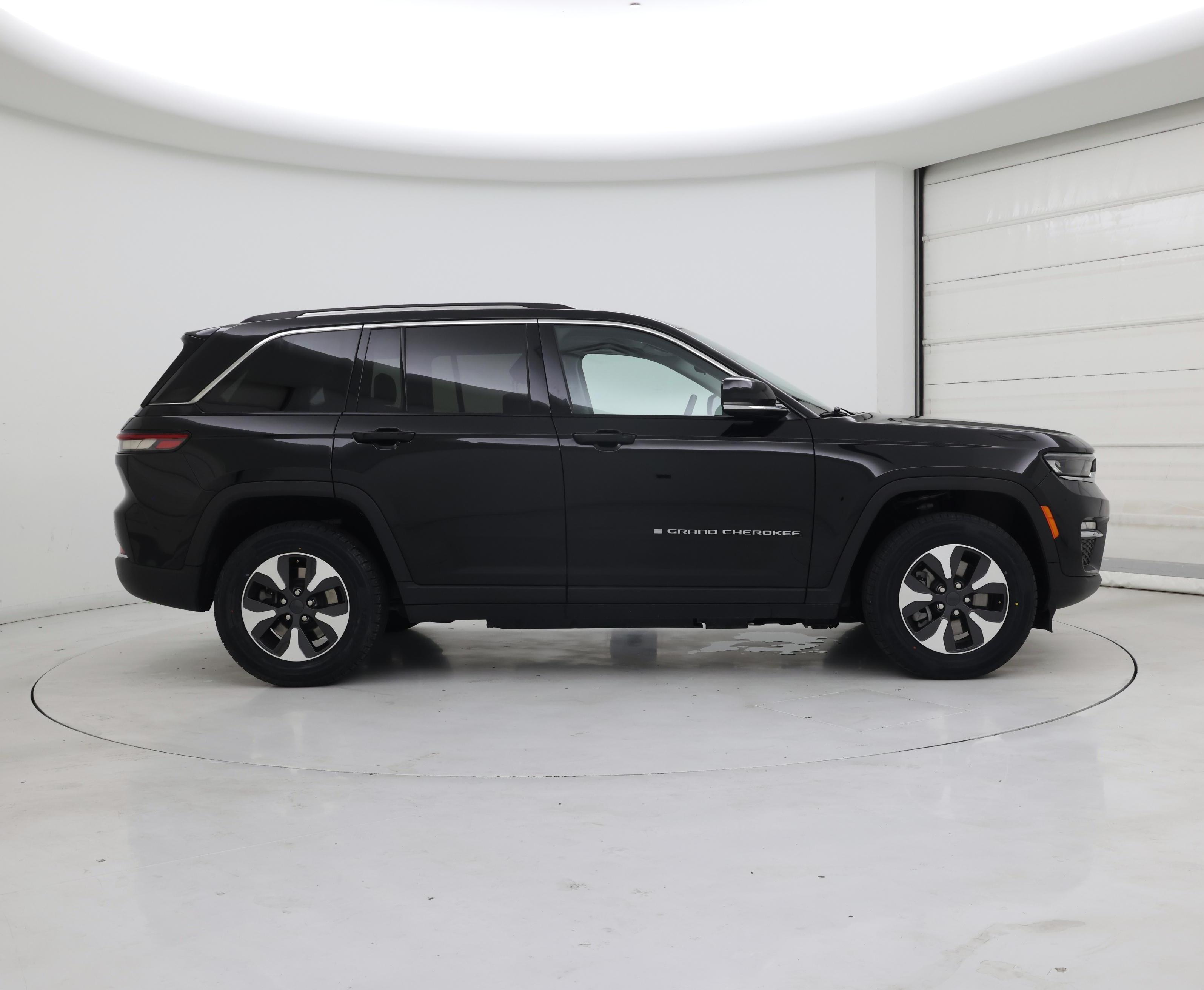 Thumbnail: 2024 Jeep Grand Cherokee - 7
