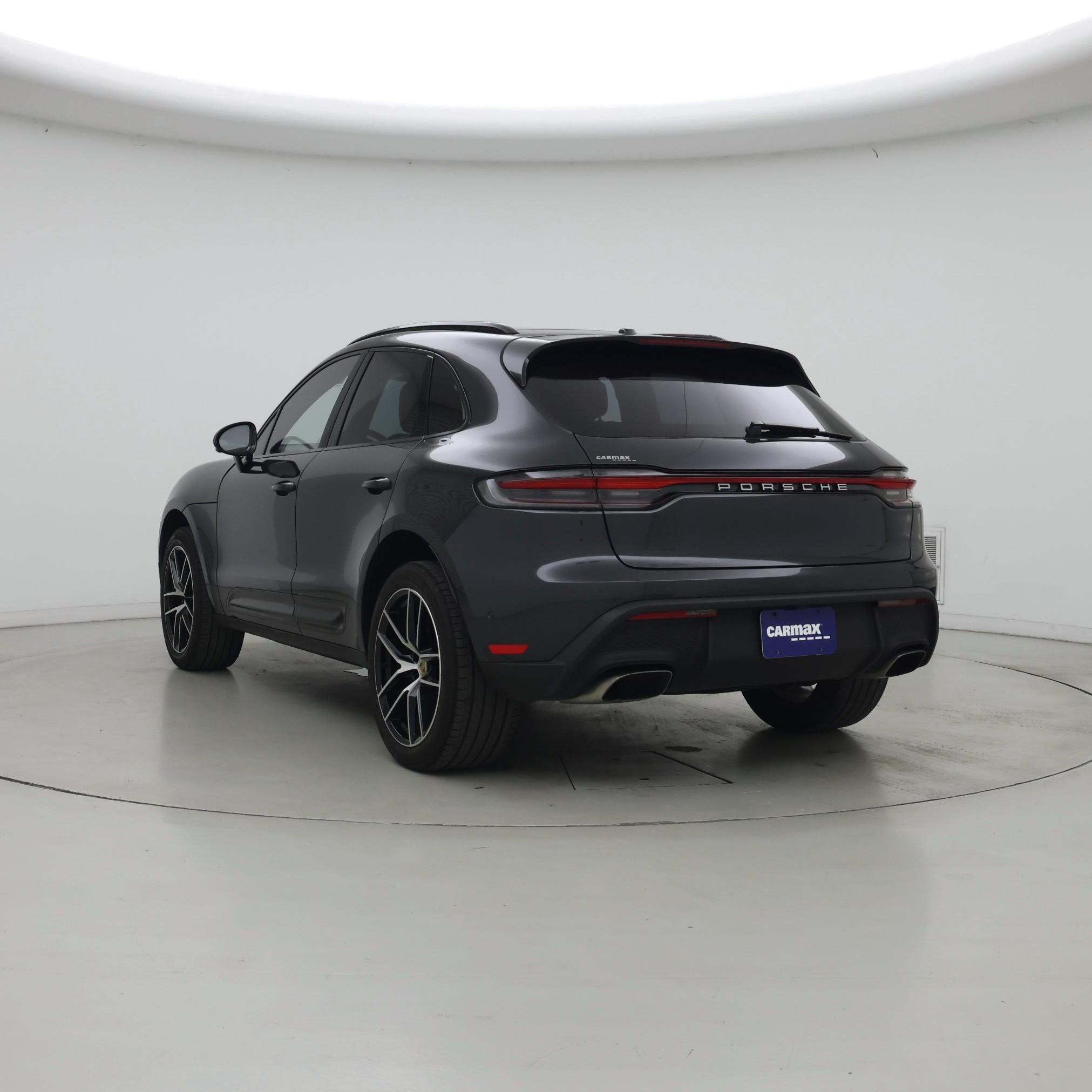 Thumbnail: 2024 Porsche Macan - 2