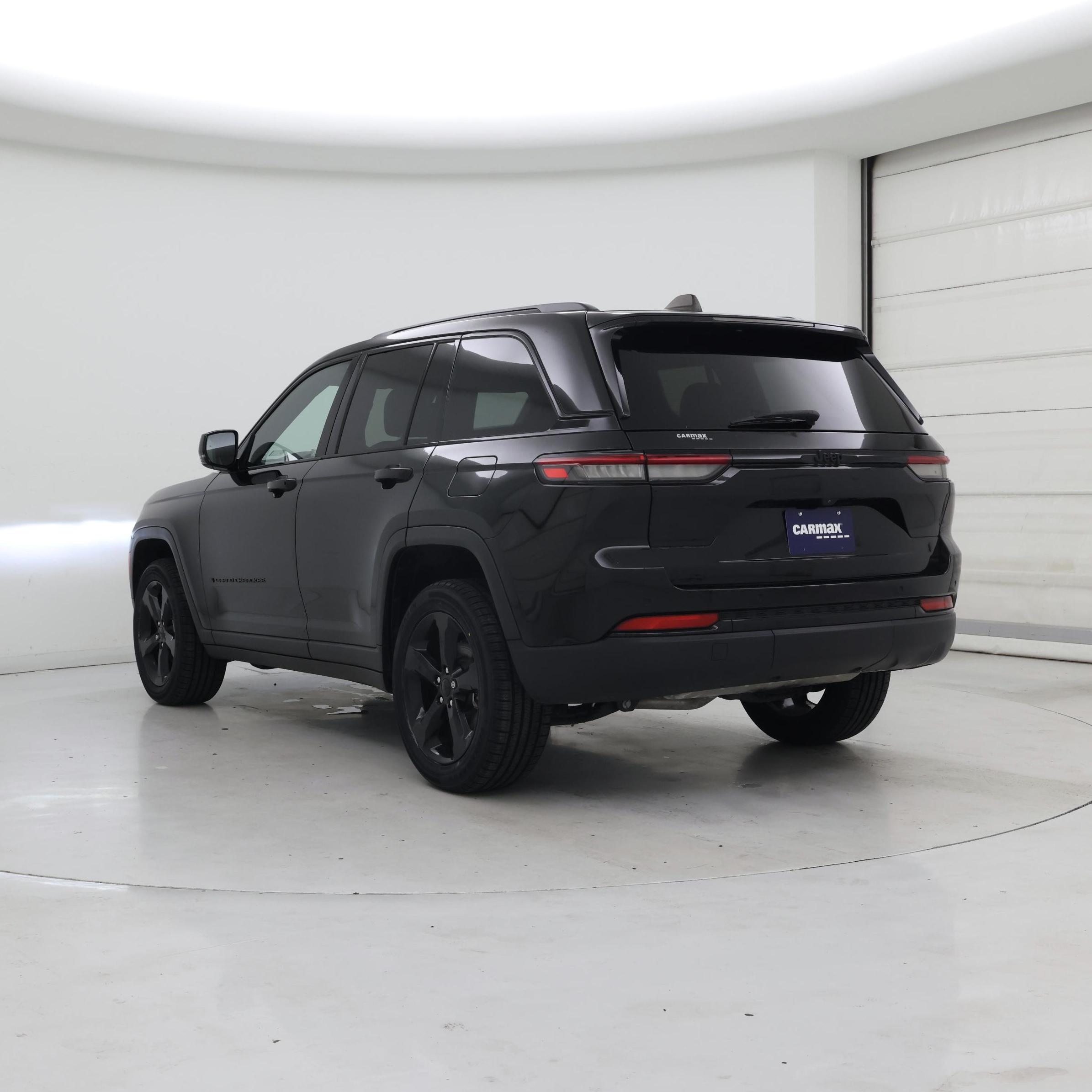 Thumbnail: 2023 Jeep Grand Cherokee - 2