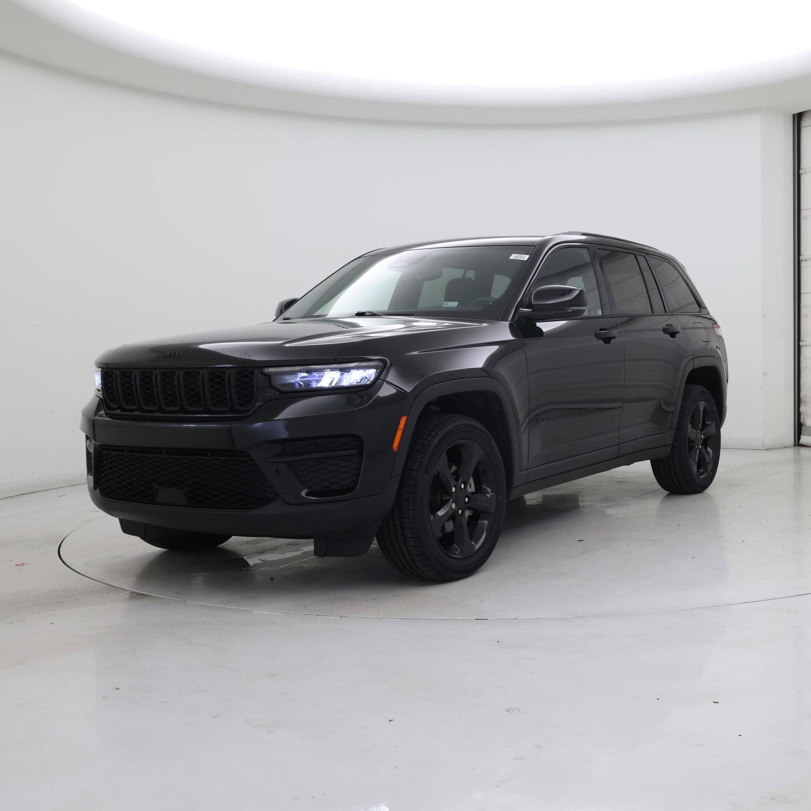 Thumbnail: 2023 Jeep Grand Cherokee - 4