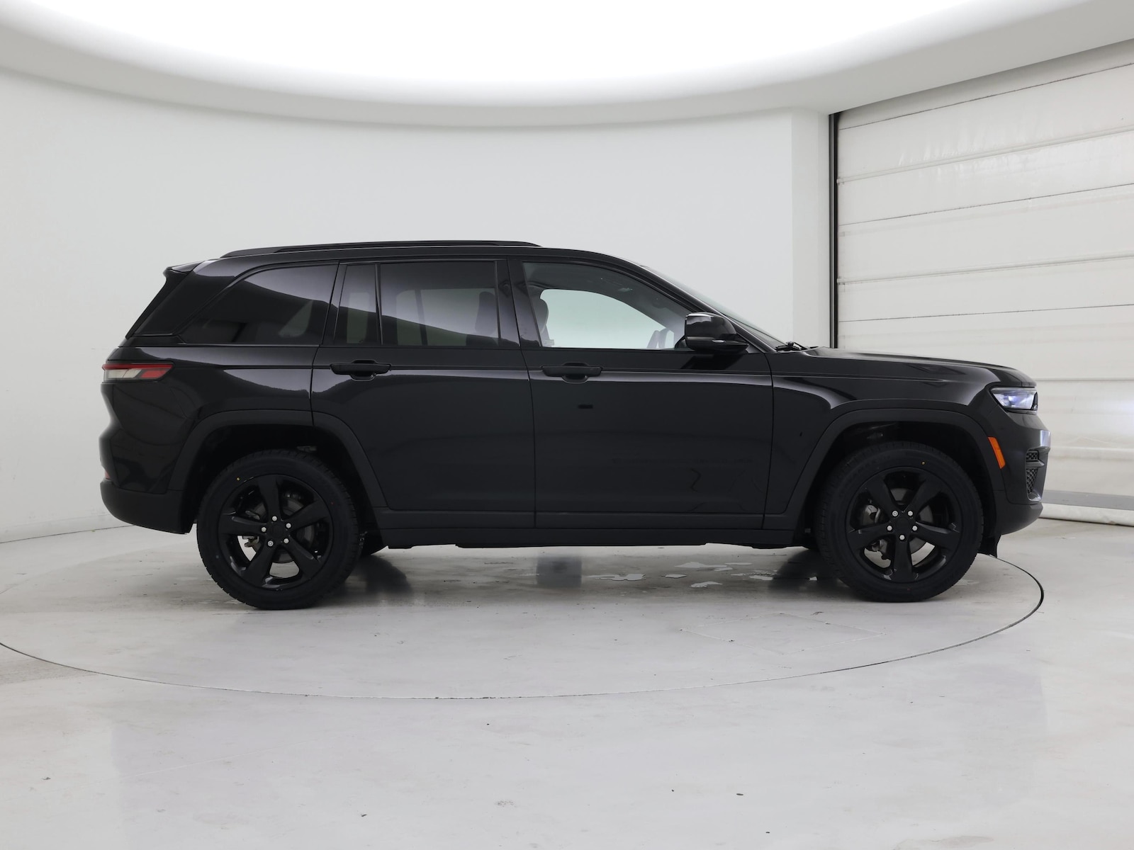 2023 Jeep Grand Cherokee Altitude - Photo 8