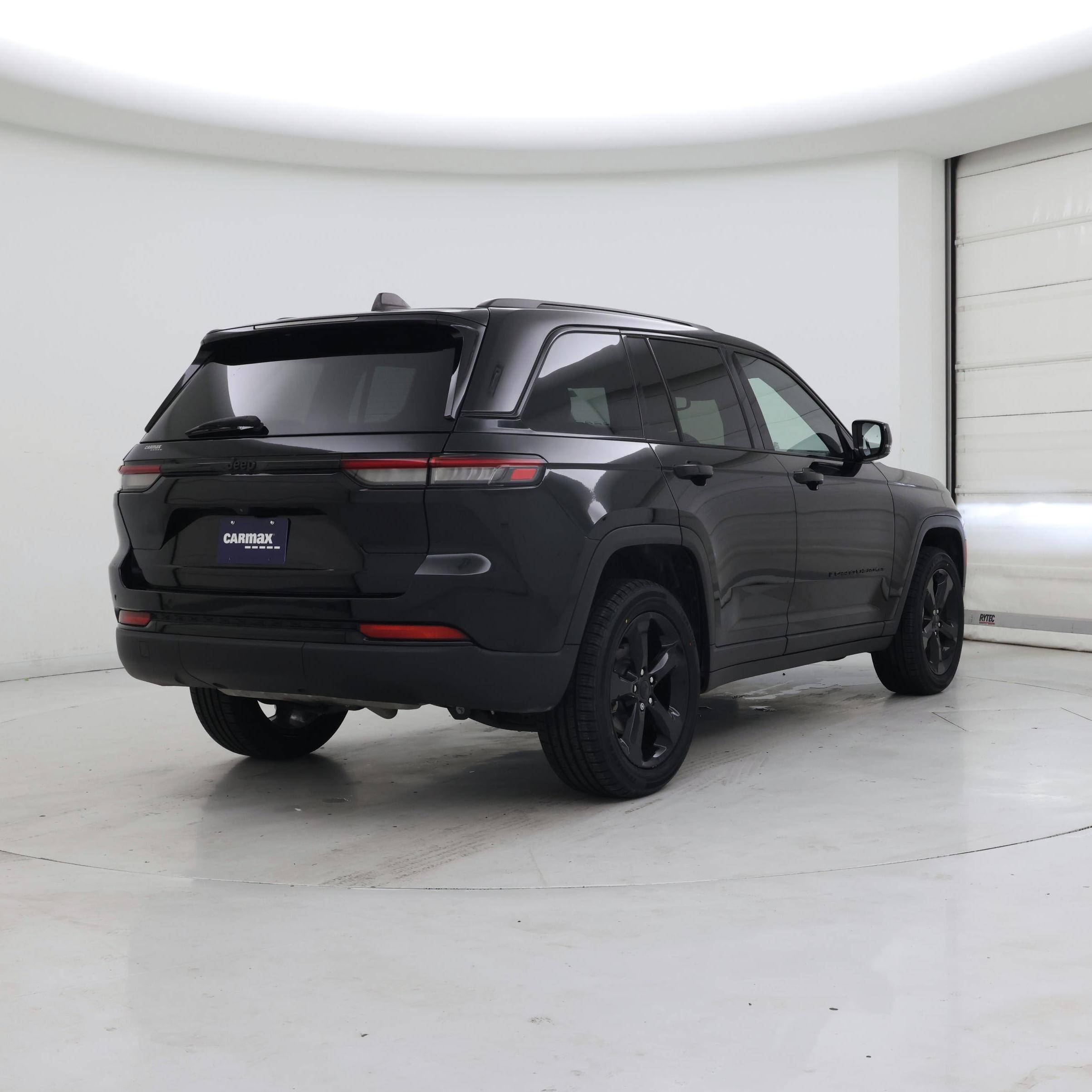 Thumbnail: 2023 Jeep Grand Cherokee - 8