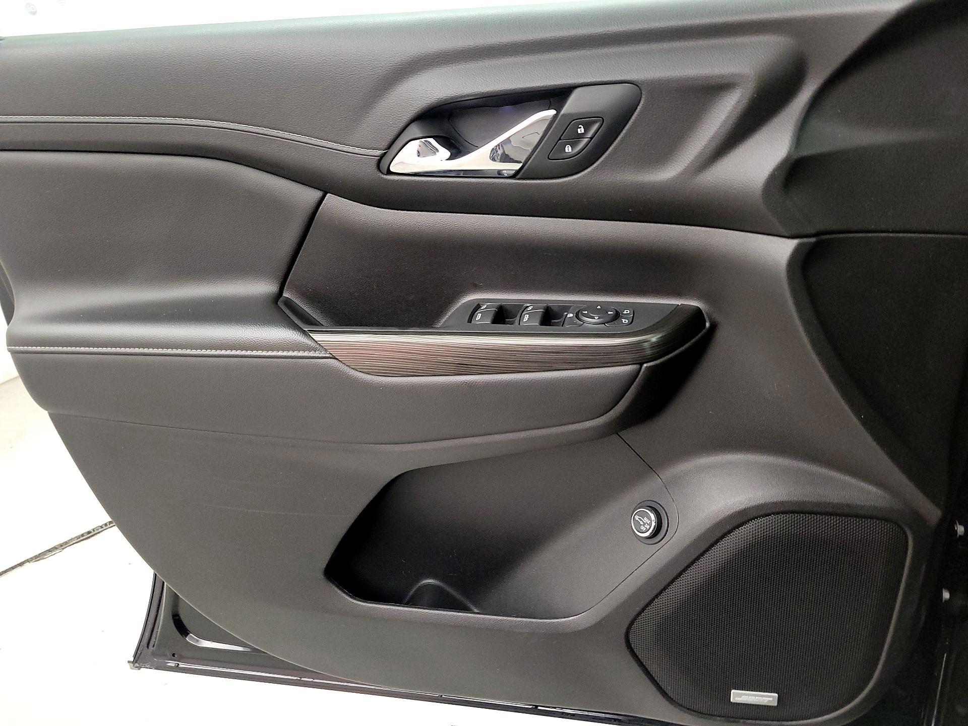 Thumbnail: 2023 GMC Acadia - 12
