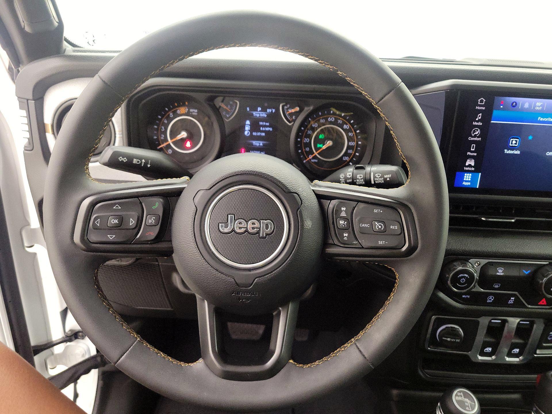Thumbnail: 2025 Jeep Wrangler - 10