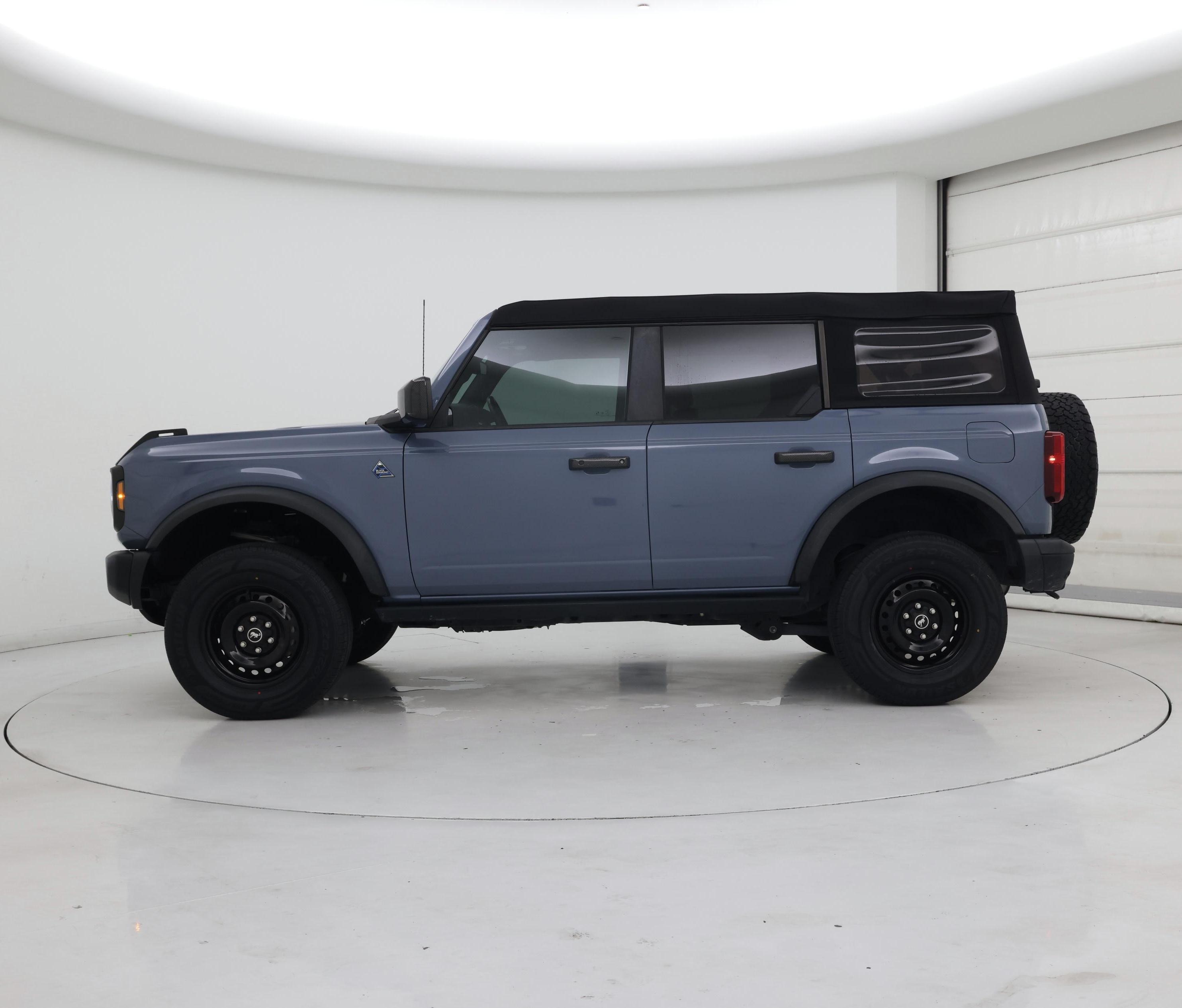 Thumbnail: 2023 Ford Bronco - 3