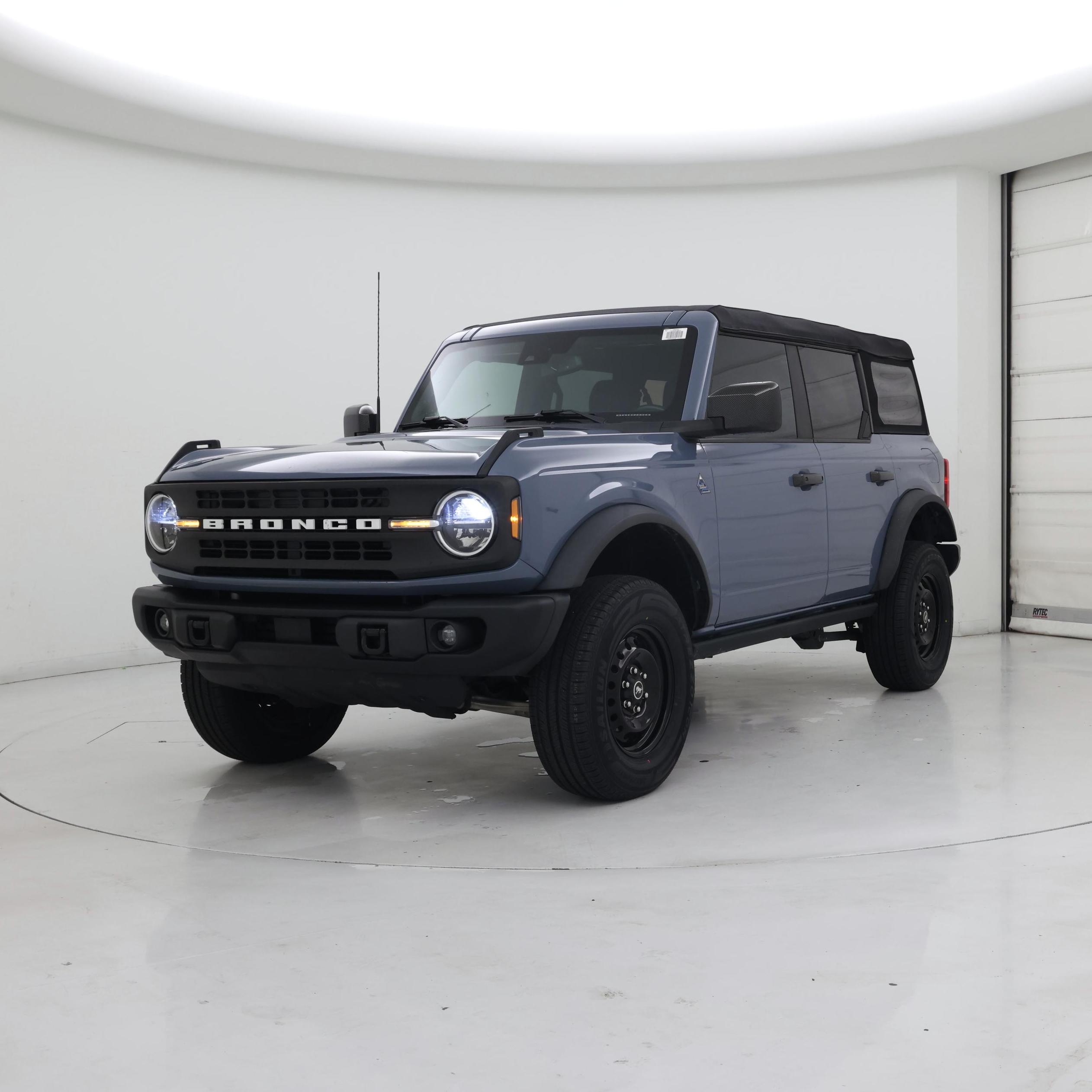 Thumbnail: 2023 Ford Bronco - 4