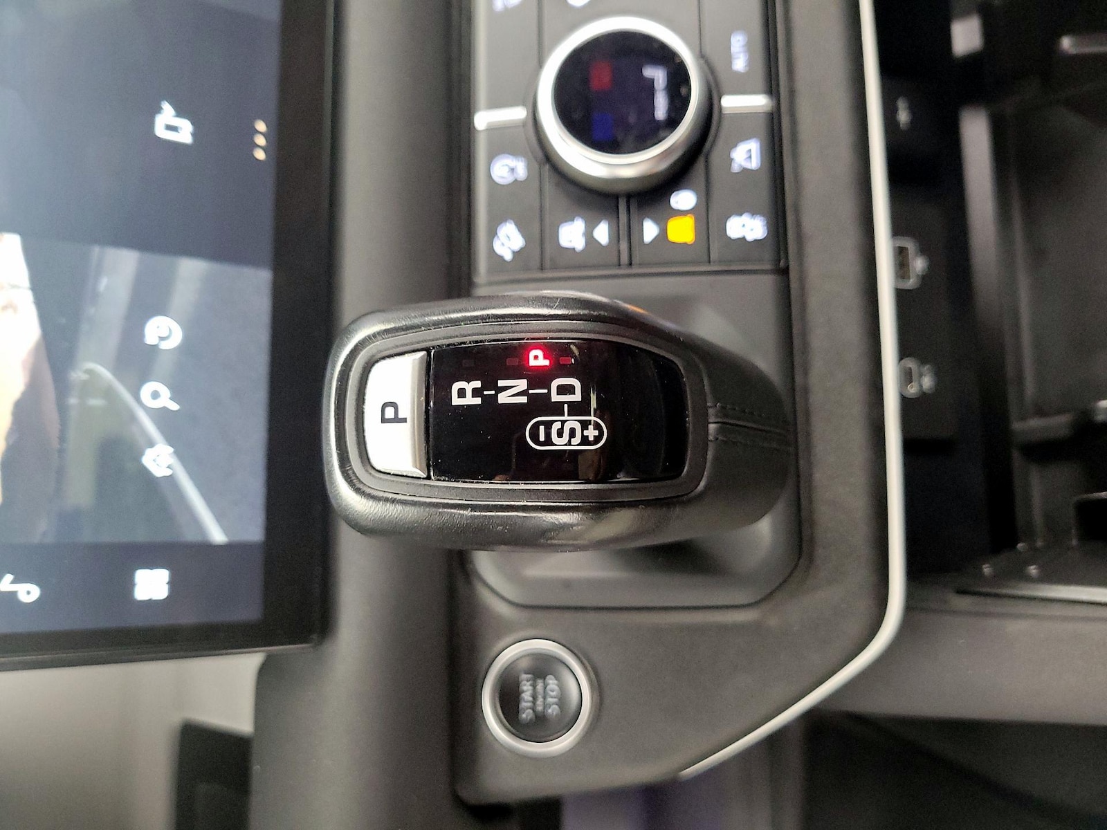 2022 Land Rover Defender S - Photo 19