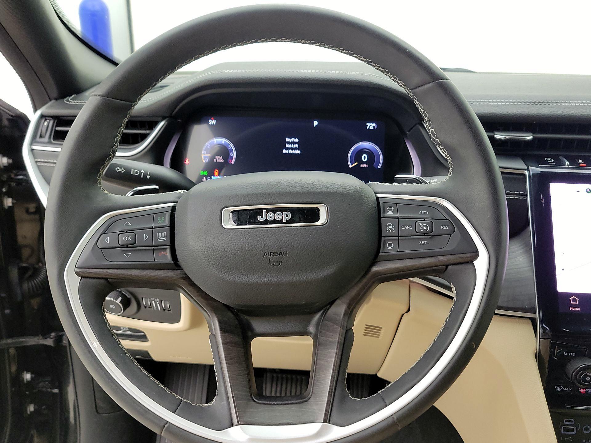 Thumbnail: 2023 Jeep Grand Cherokee L - 10