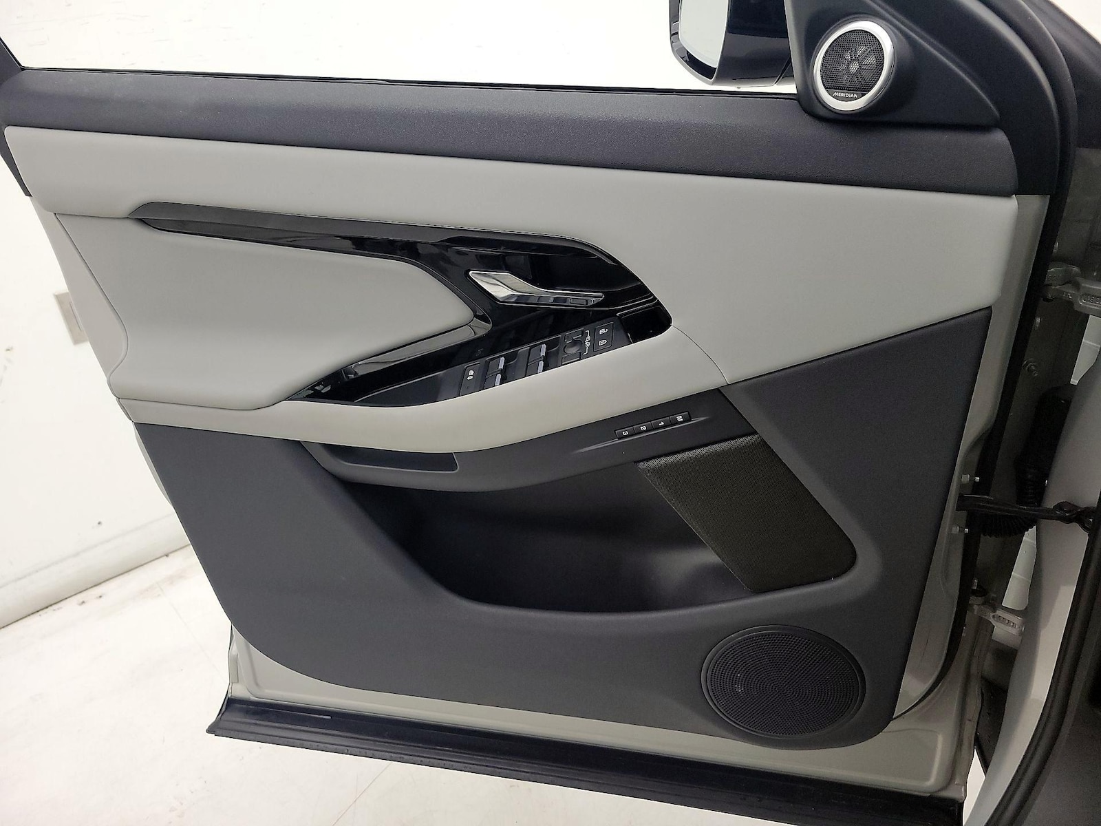 2025 Land Rover Range Rover Evoque S - Photo 13