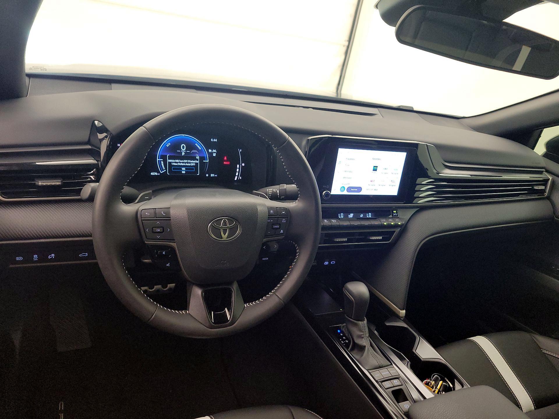 Thumbnail: 2025 Toyota Camry - 9