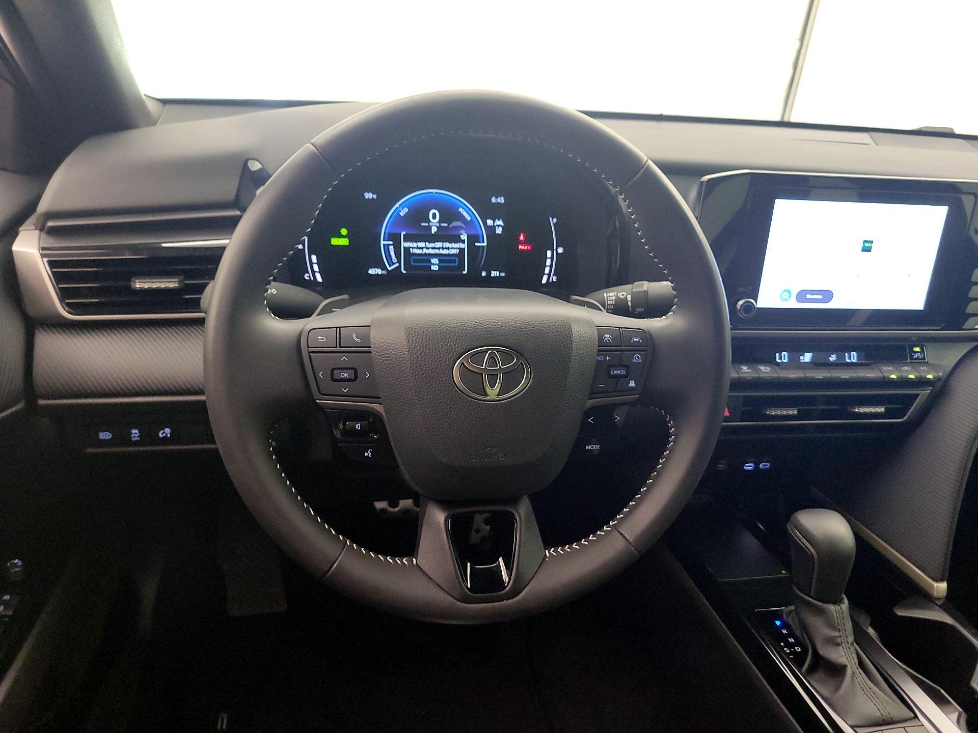 Thumbnail: 2025 Toyota Camry - 10