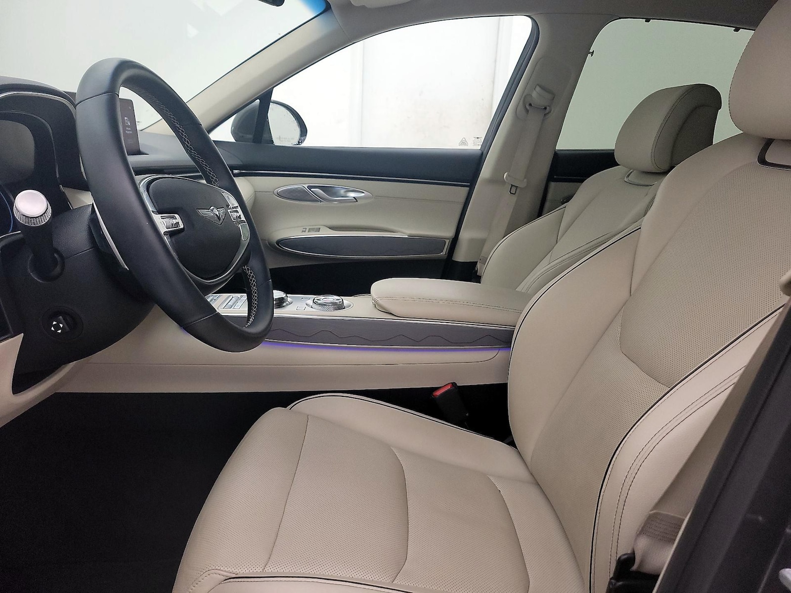 2023 GENESIS GV70 Standard - Photo 12