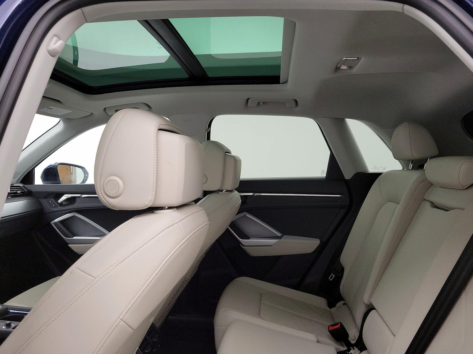 2025 Audi Q3 S Line Premium - Photo 24