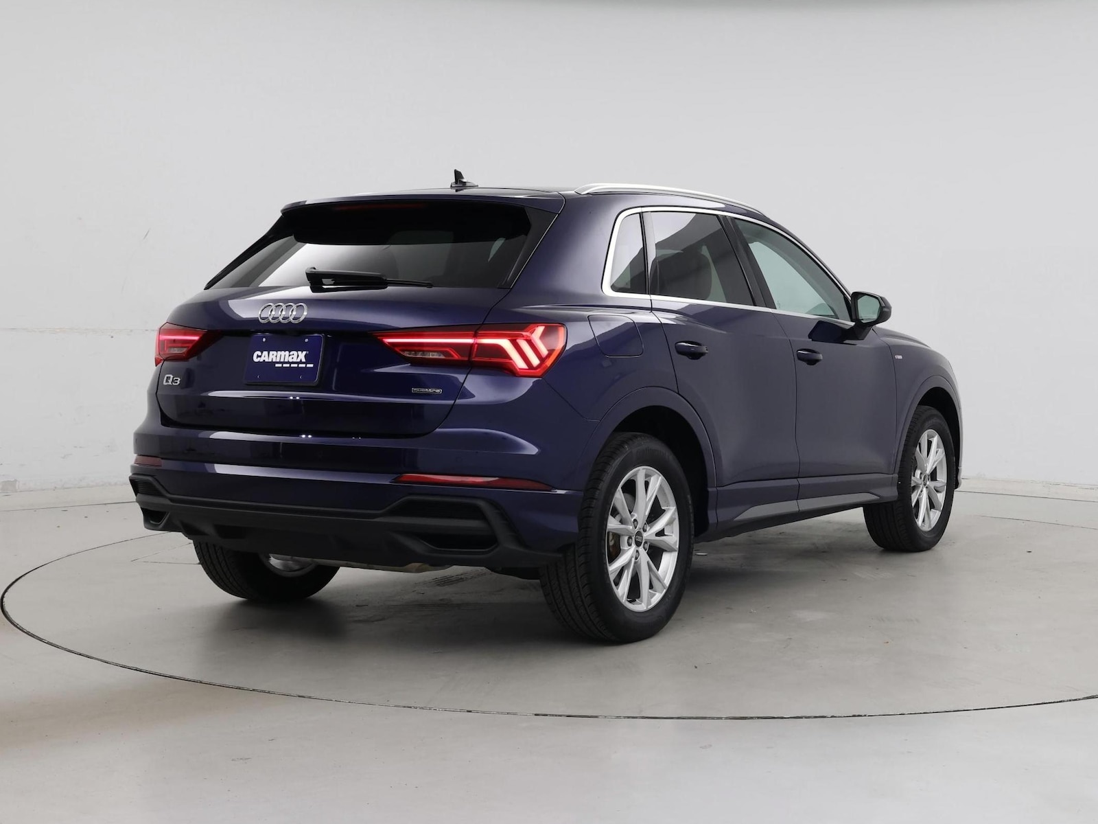 2025 Audi Q3 S Line Premium - Photo 9