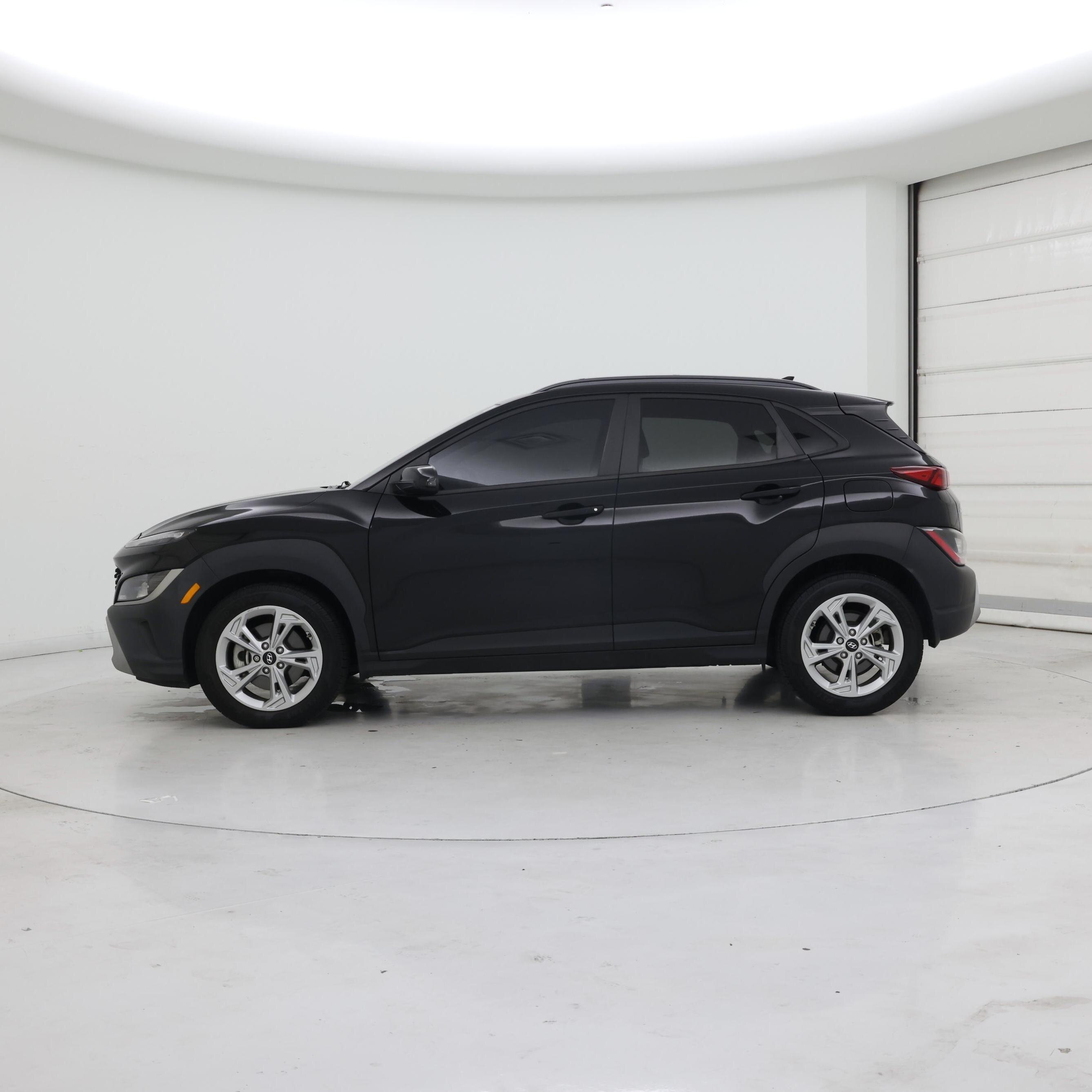 Thumbnail: 2023 Hyundai Kona - 3