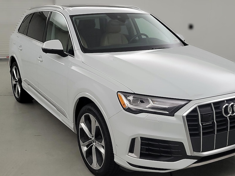 2021 Audi Q7 Premium Plus