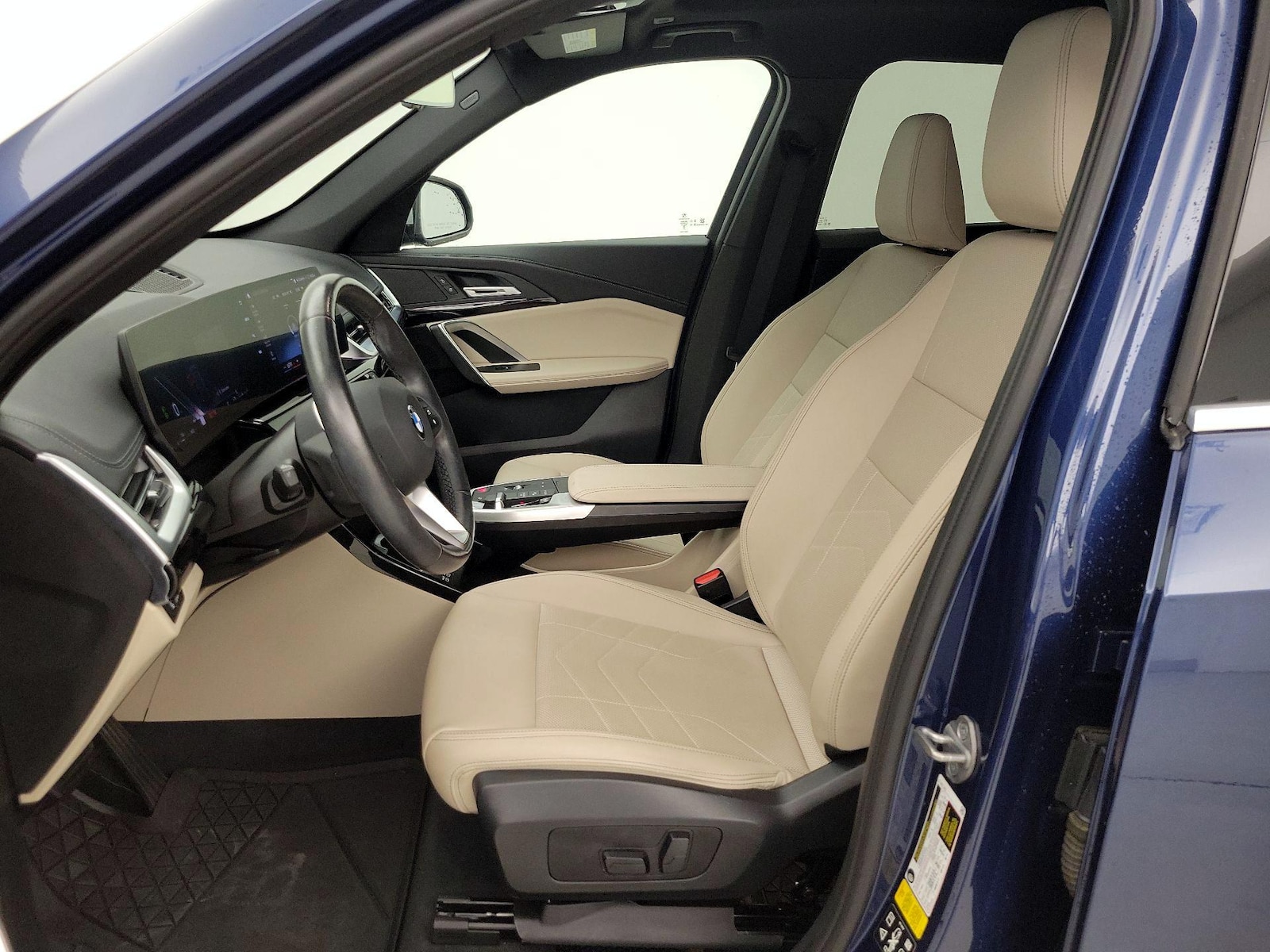 Power Seat(s) & Side Airbags
