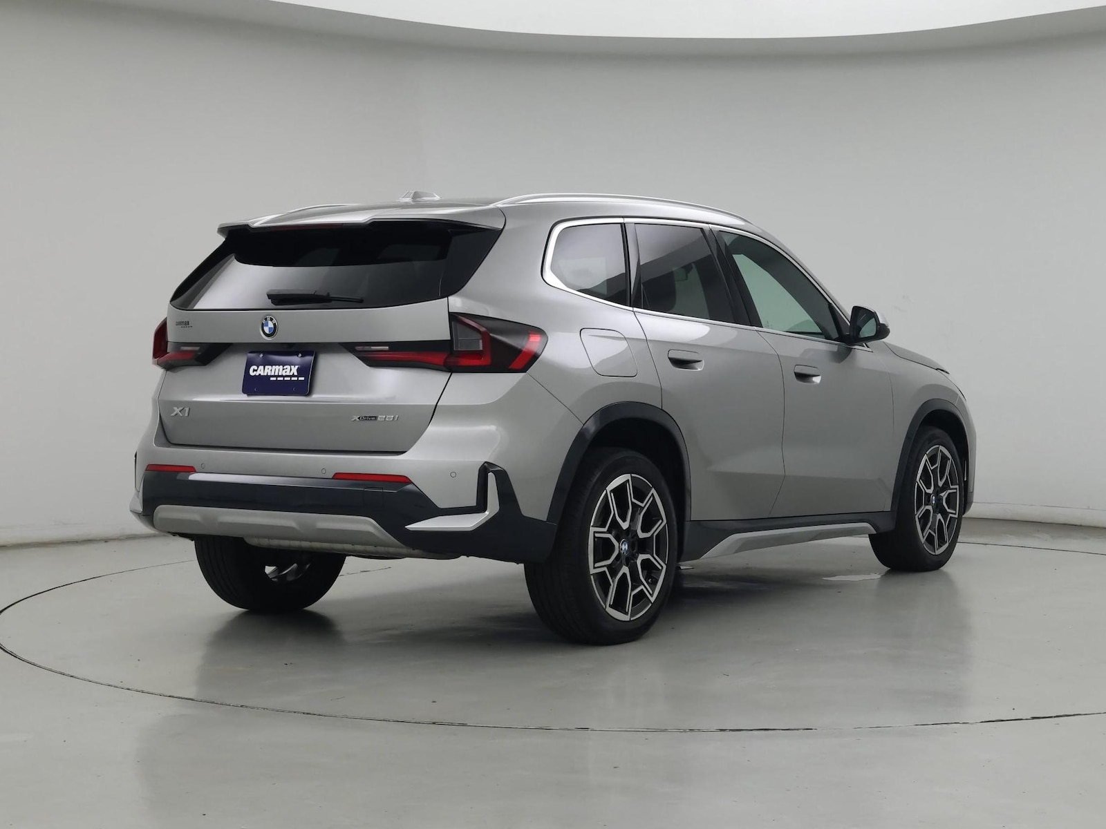 2023 BMW X1 28i - Photo 9