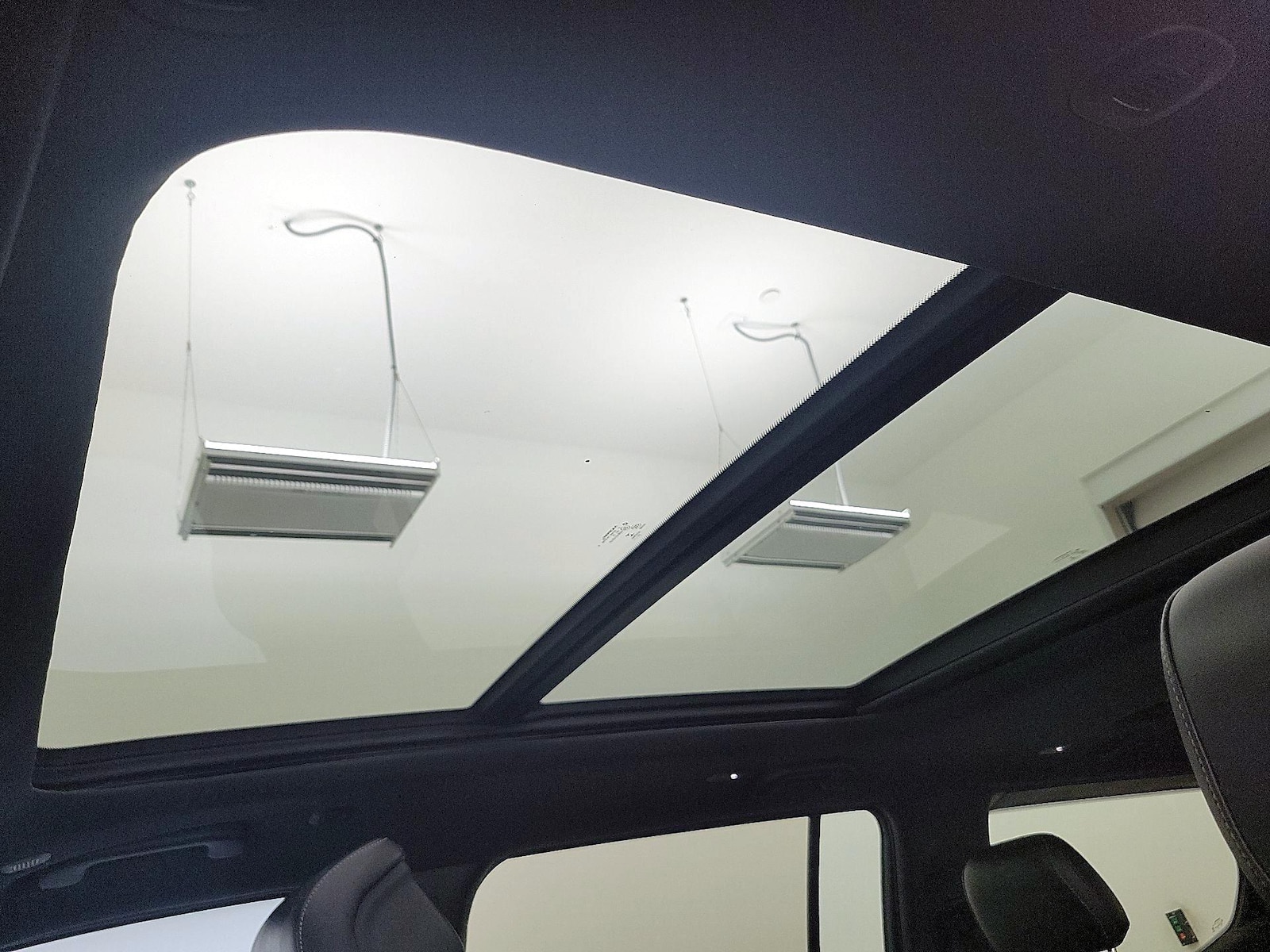 2022 Jeep Wagoneer Series III - Photo 21
