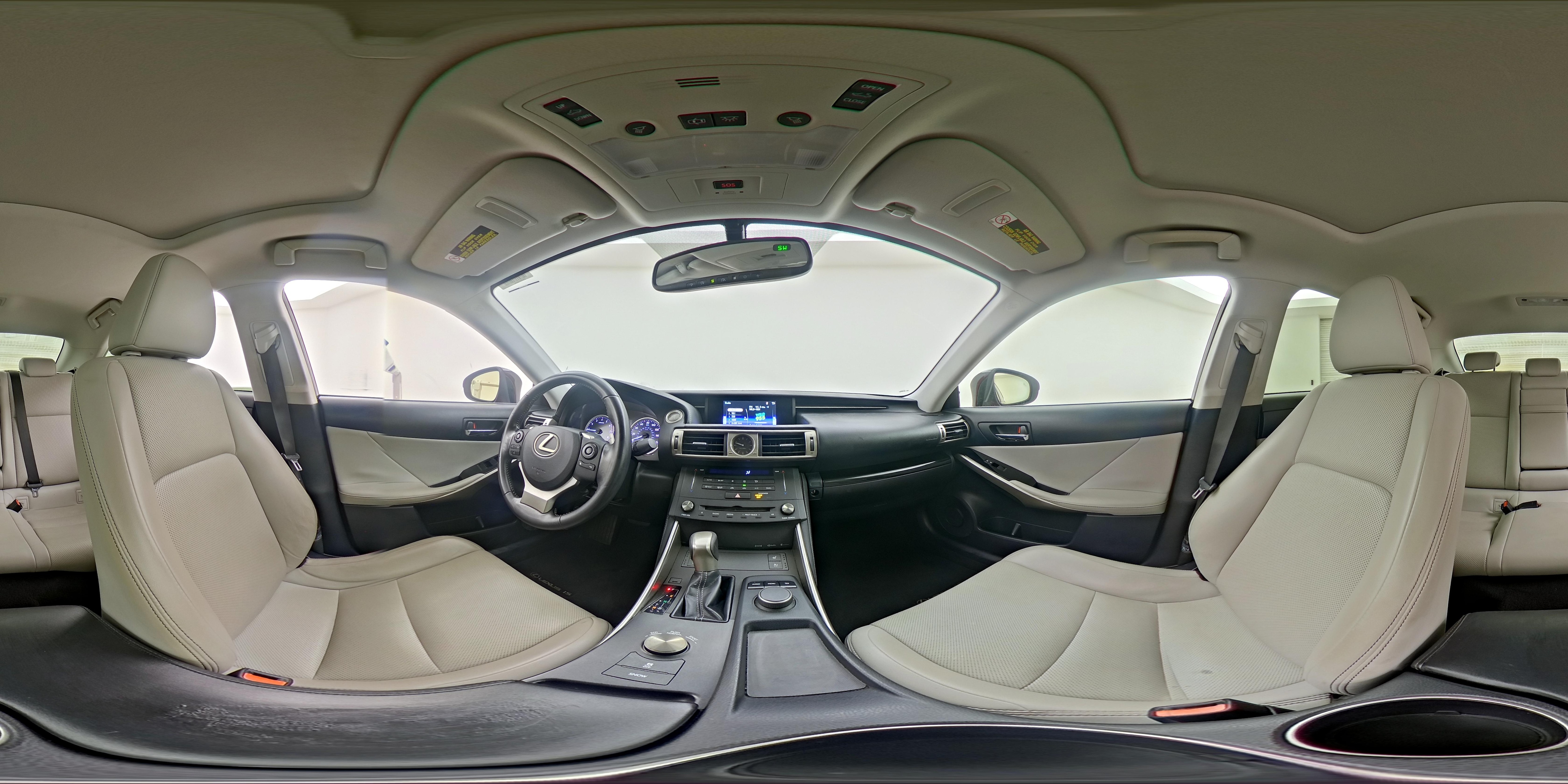 2016 Lexus IS 200t - Photo 25