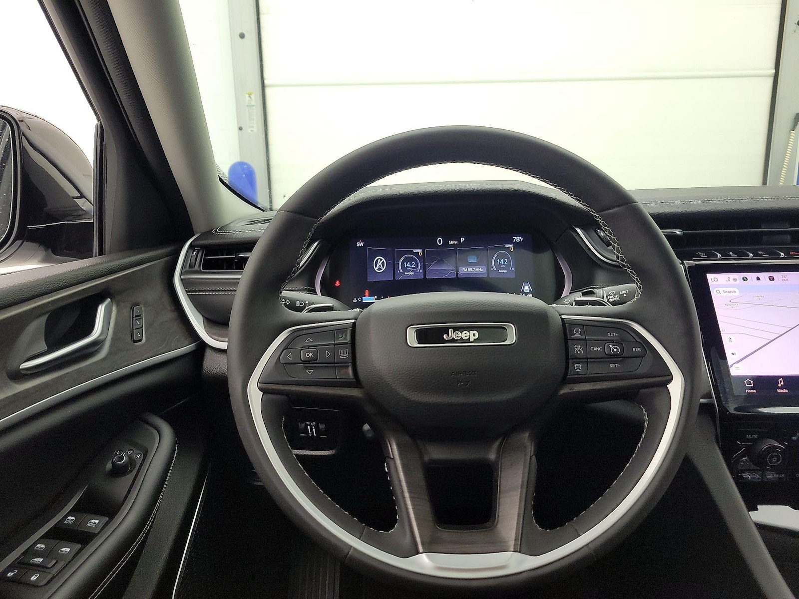 2023 Jeep Grand Cherokee Limited - Photo 11