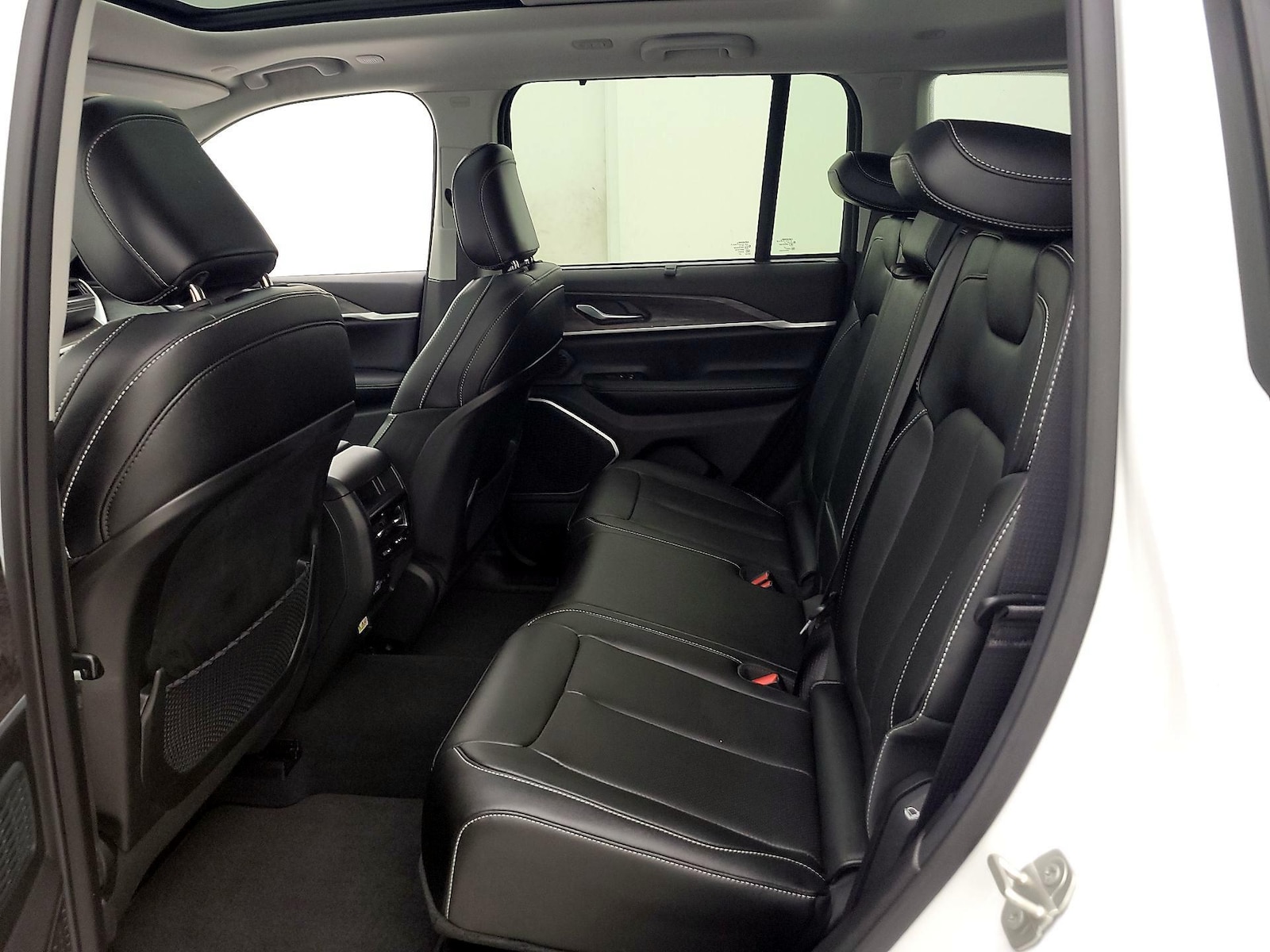 2023 Jeep Grand Cherokee Limited - Photo 22