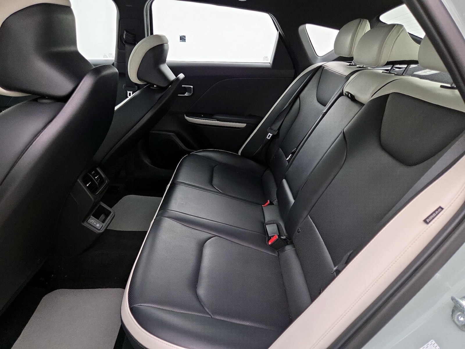 2025 Kia K4 GT-Line Turbo - Photo 22