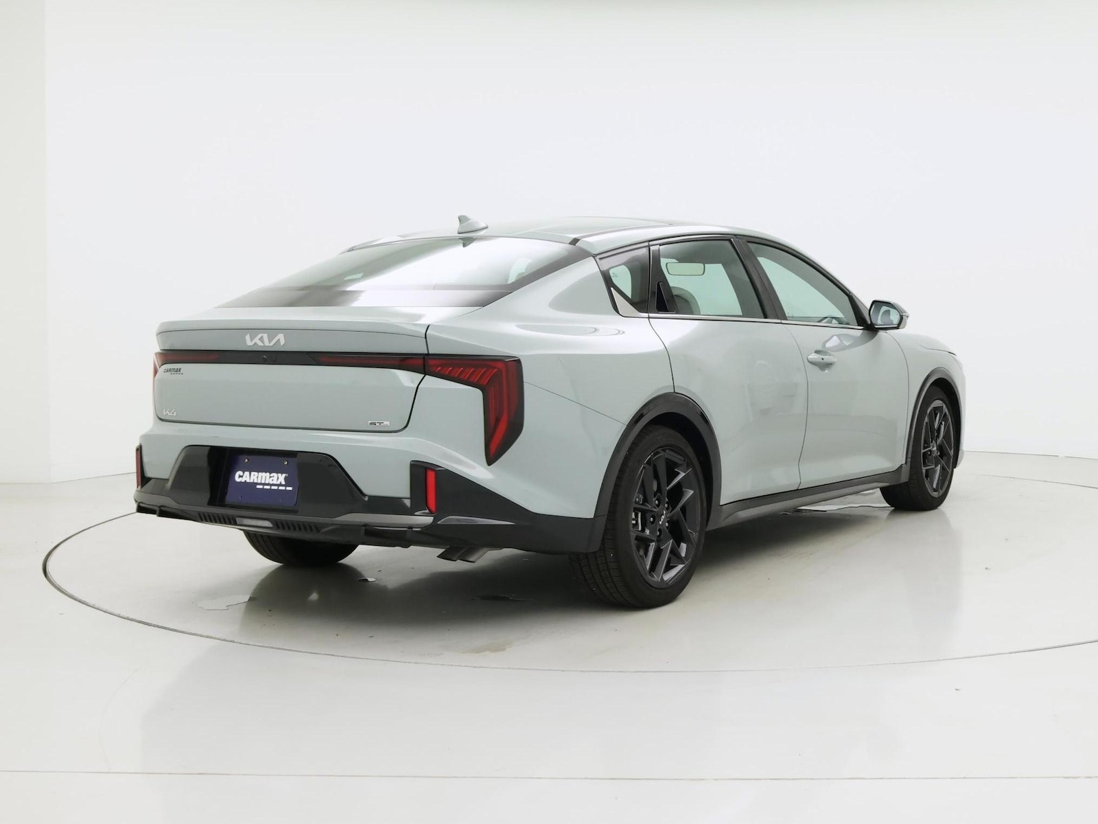2025 Kia K4 GT-Line Turbo - Photo 9