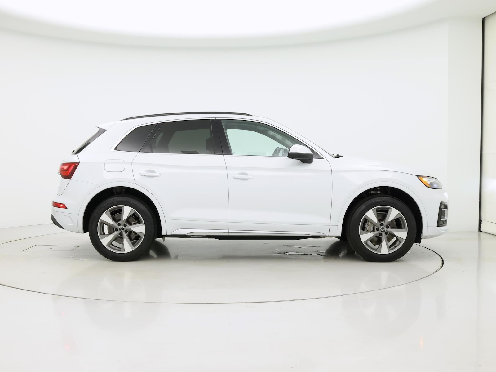 2023 Audi Q5 Premium Plus - Photo 8