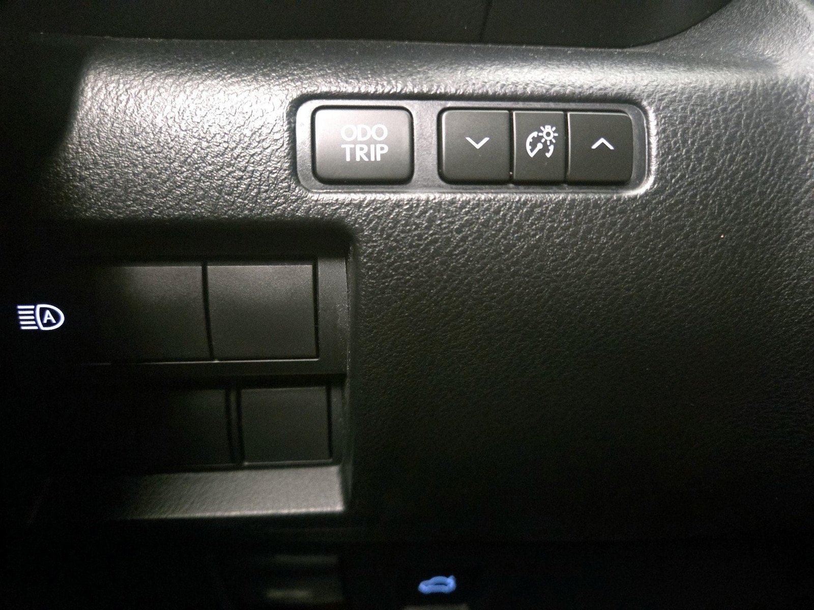 2023 Lexus IS 300 - Photo 14