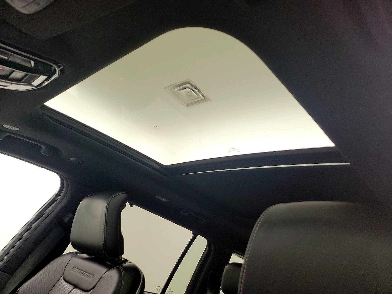 2021 Jeep Grand Cherokee L Overland - Photo 21
