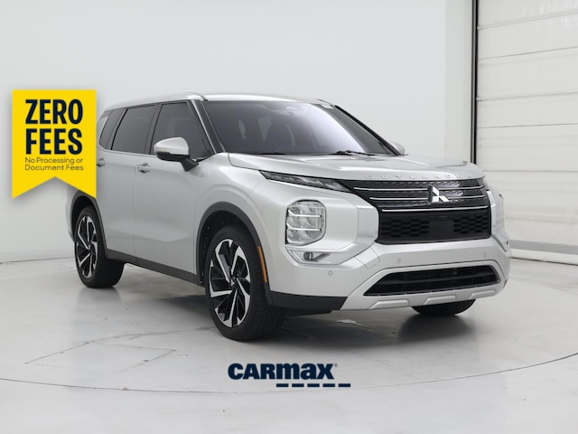 Silver 2024 Mitsubishi Outlander SUV / Crossover Front-Wheel Drive Automatic