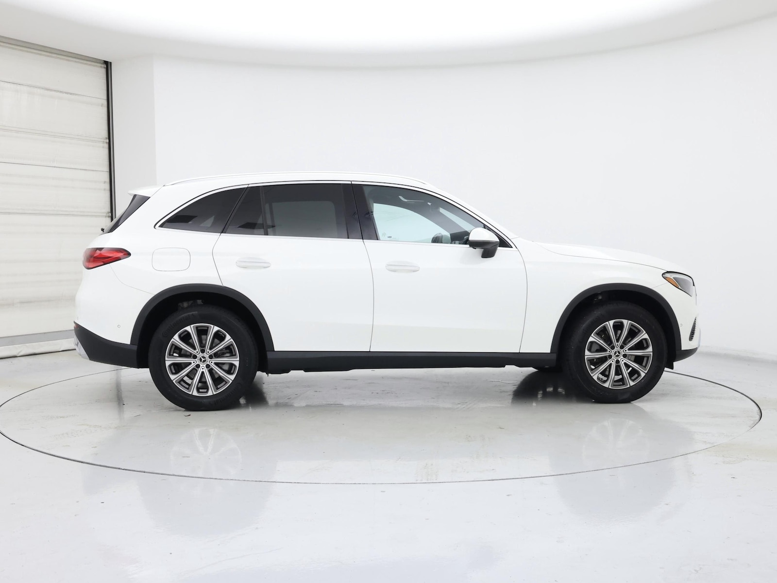2023 Mercedes-Benz GLC GLC300 - Photo 8