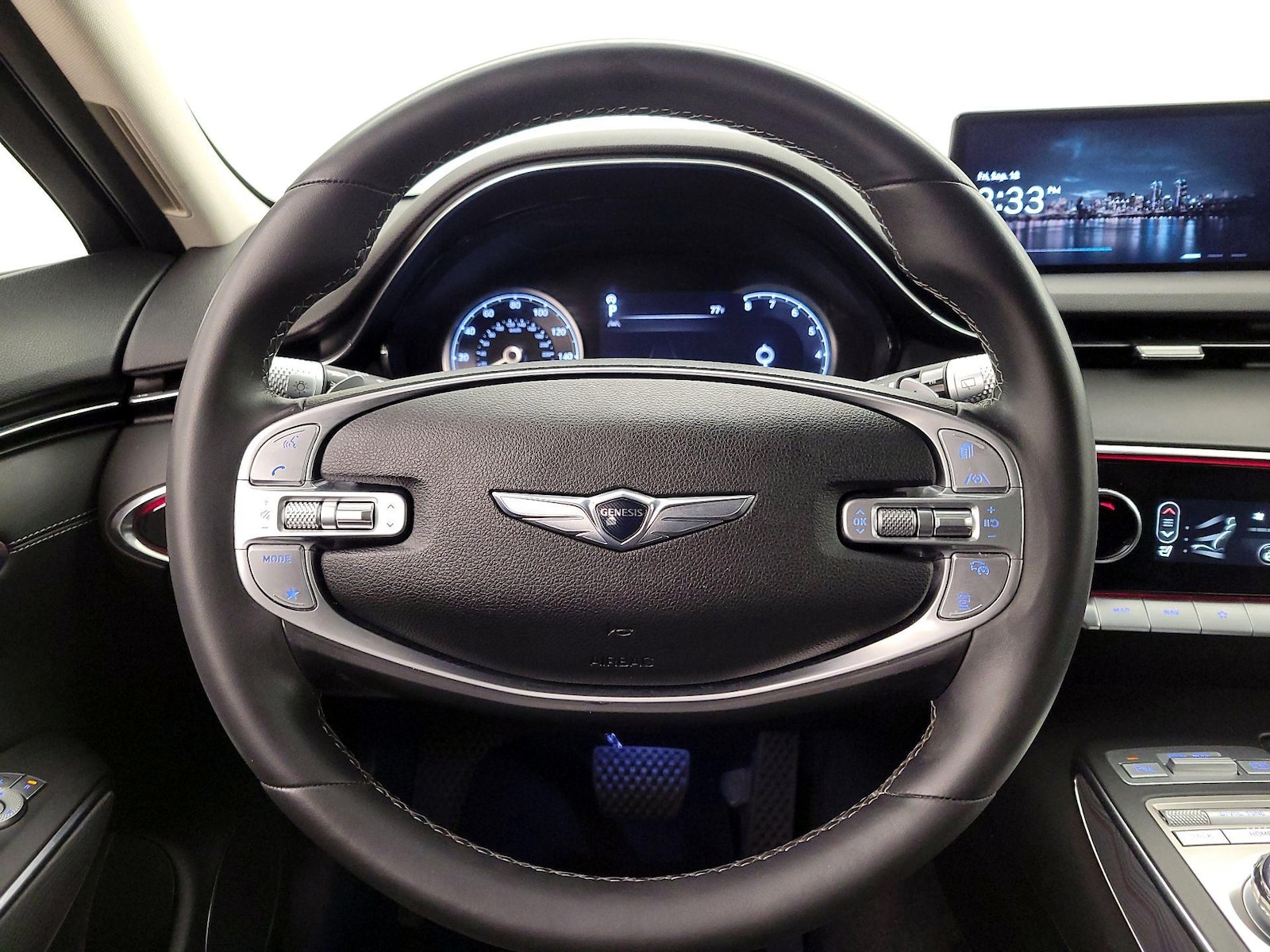 2025 GENESIS GV70 Standard - Photo 11