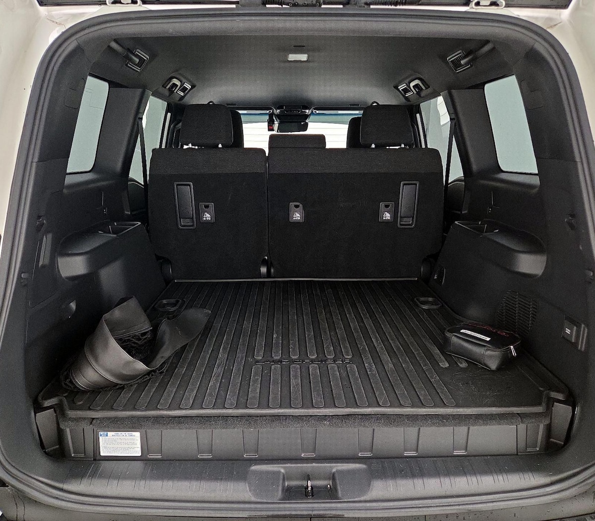 Trunk/Cargo (Seats Up)