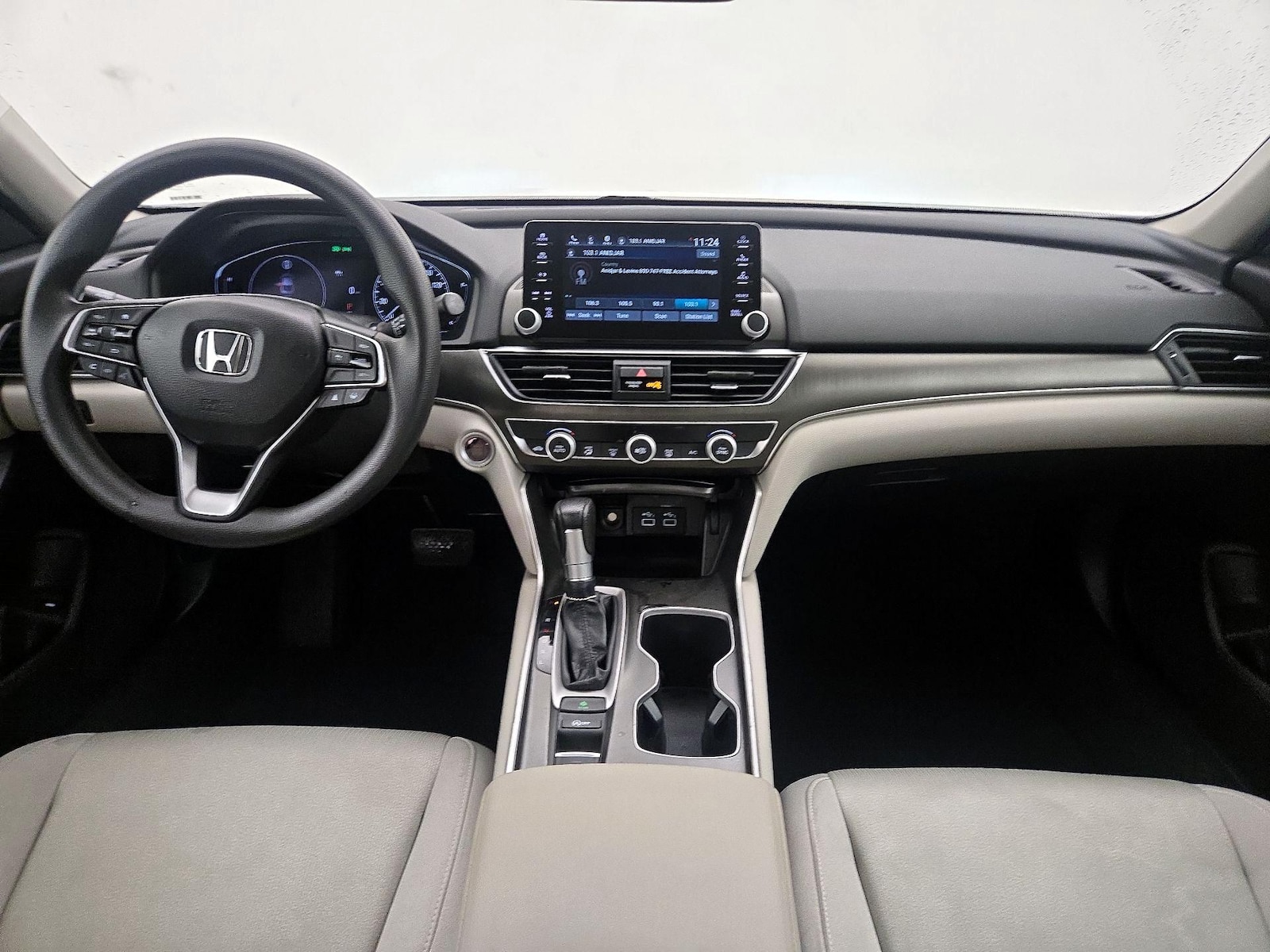 Apple CarPlay® & Android Auto™