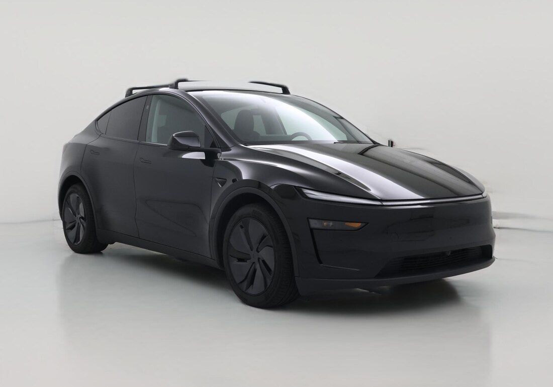 2026 Tesla Model Y Premium Rear-Wheel Drive in Black — CarMax photo