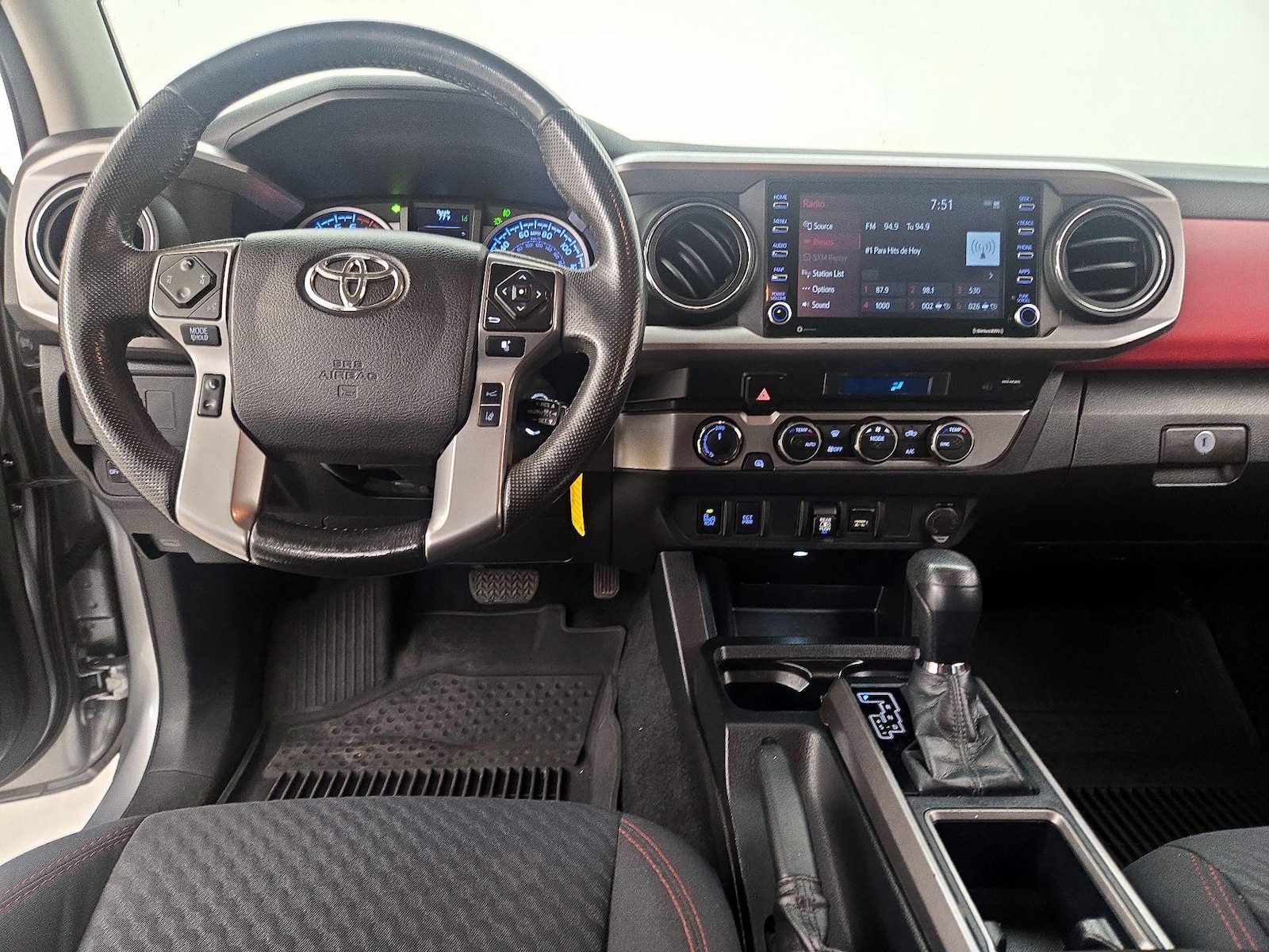 Apple CarPlay® & Android Auto™