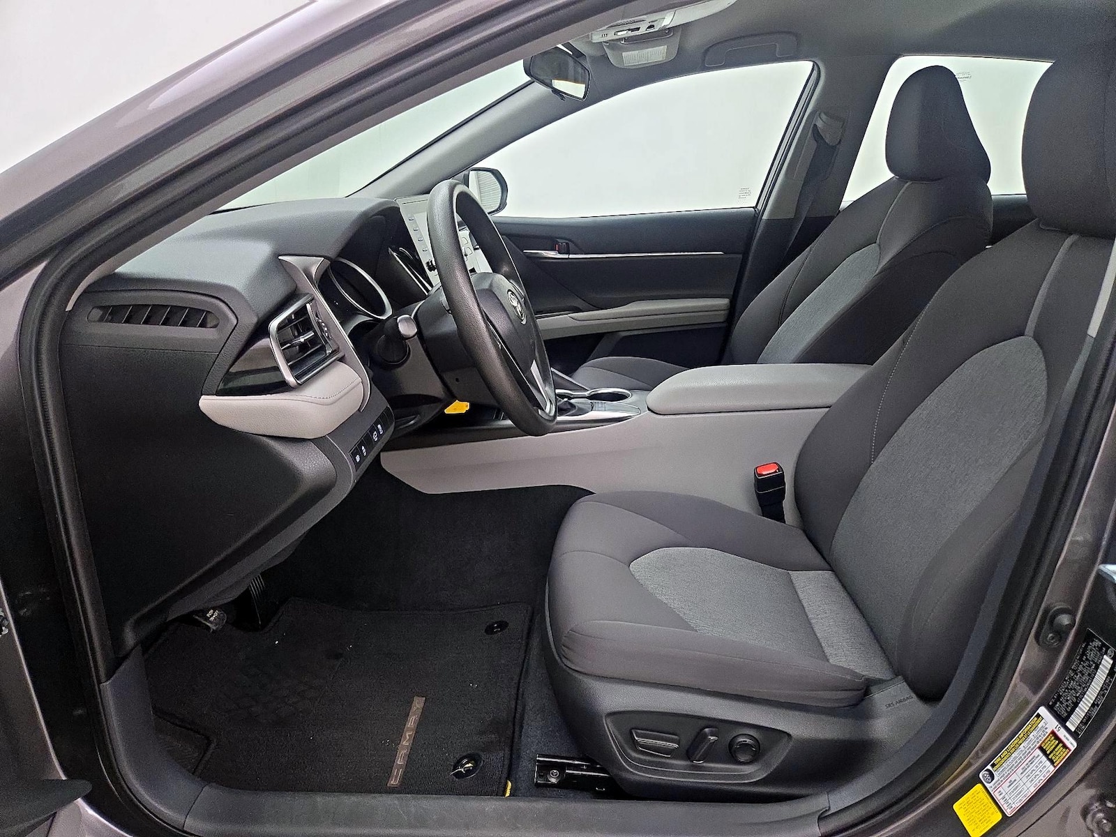 Power Seat(s) & Side Airbags